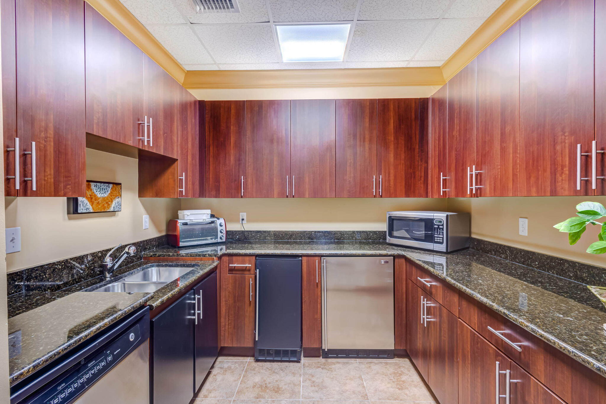 RESIDENCES AT MIDTOWN CONDO - Residential