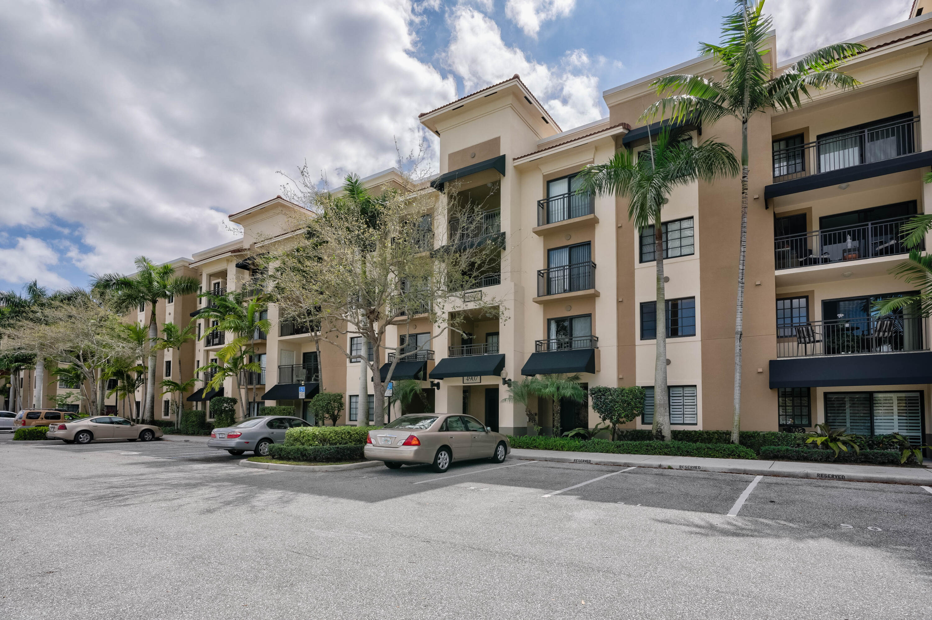RESIDENCES AT MIDTOWN CONDO - Residential