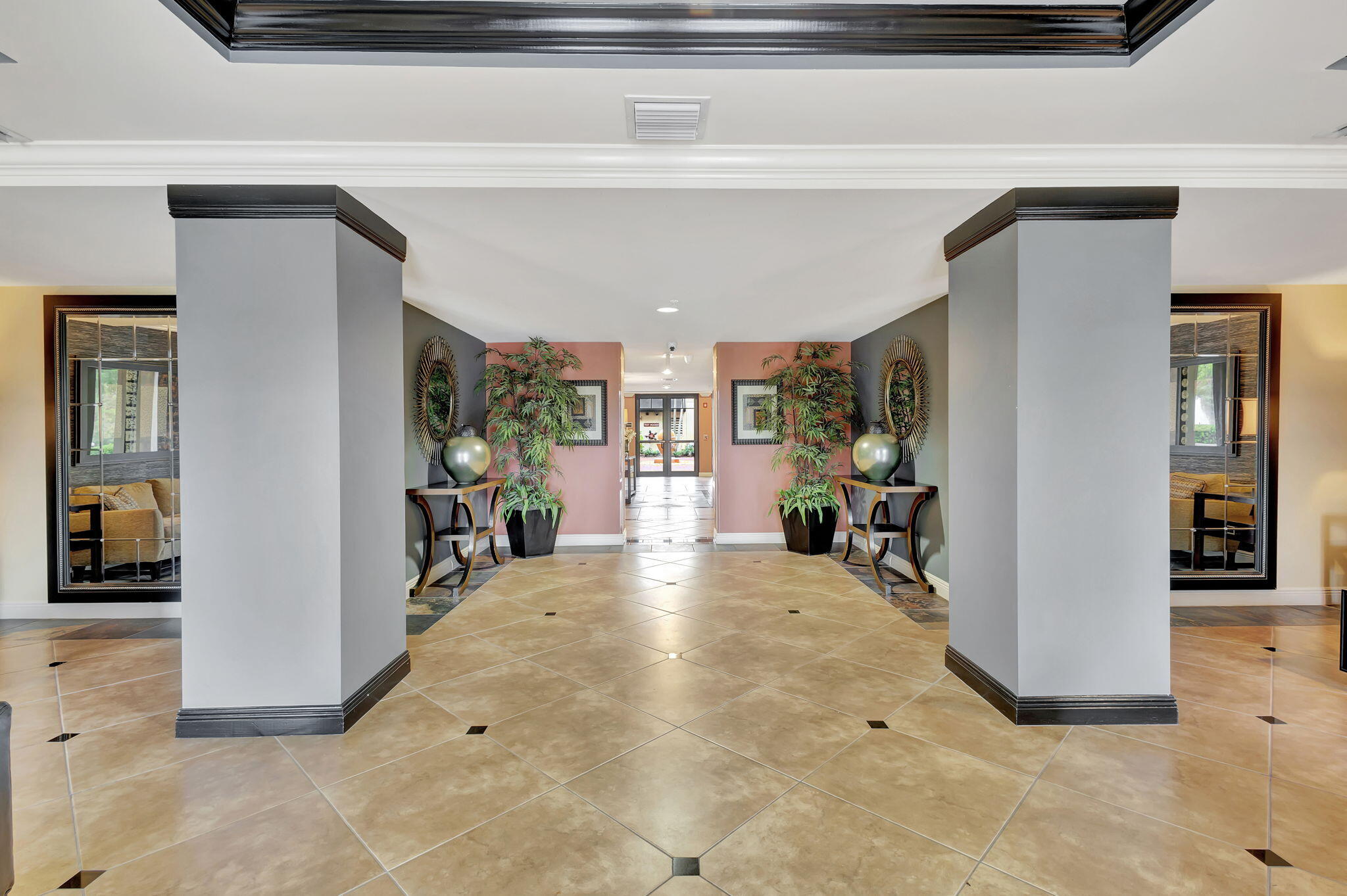 RESIDENCES AT MIDTOWN CONDO - Residential