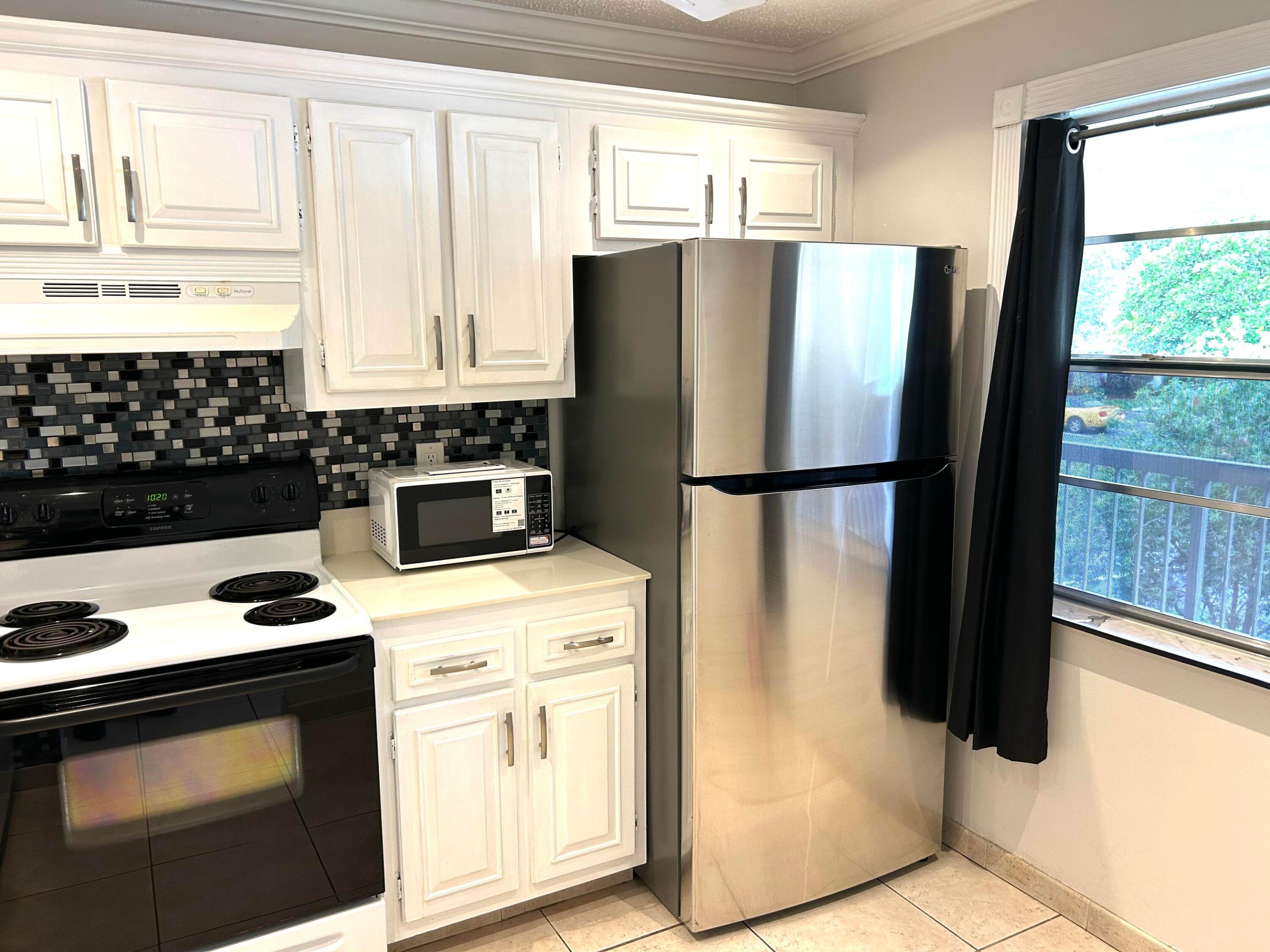 NASSAU VILLAGE WYNMOOR CONDO - Residential