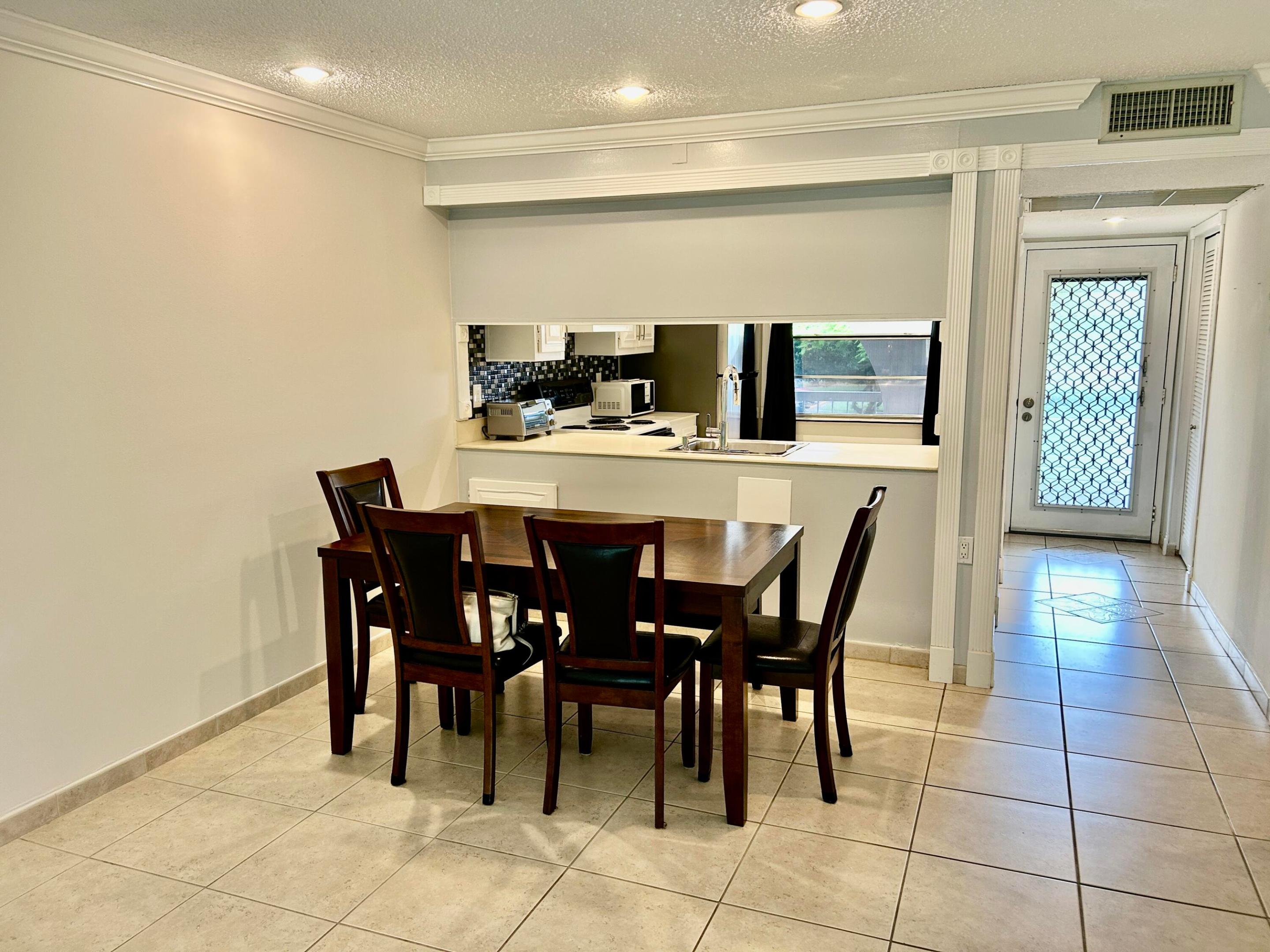 NASSAU VILLAGE WYNMOOR CONDO - Residential