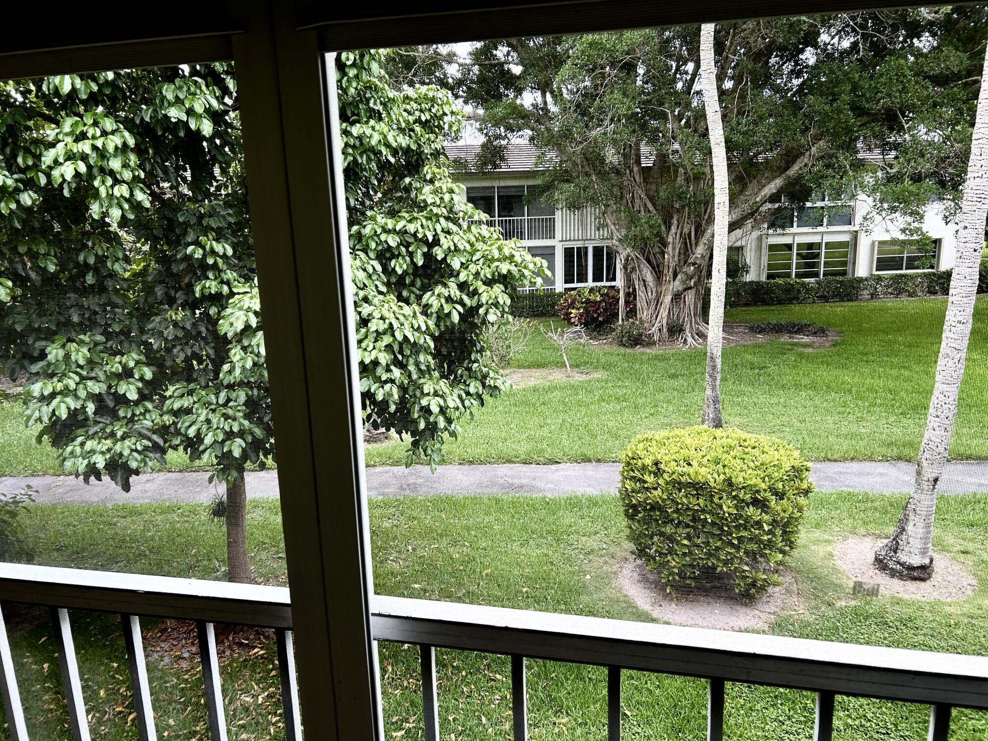 NASSAU VILLAGE WYNMOOR CONDO - Residential