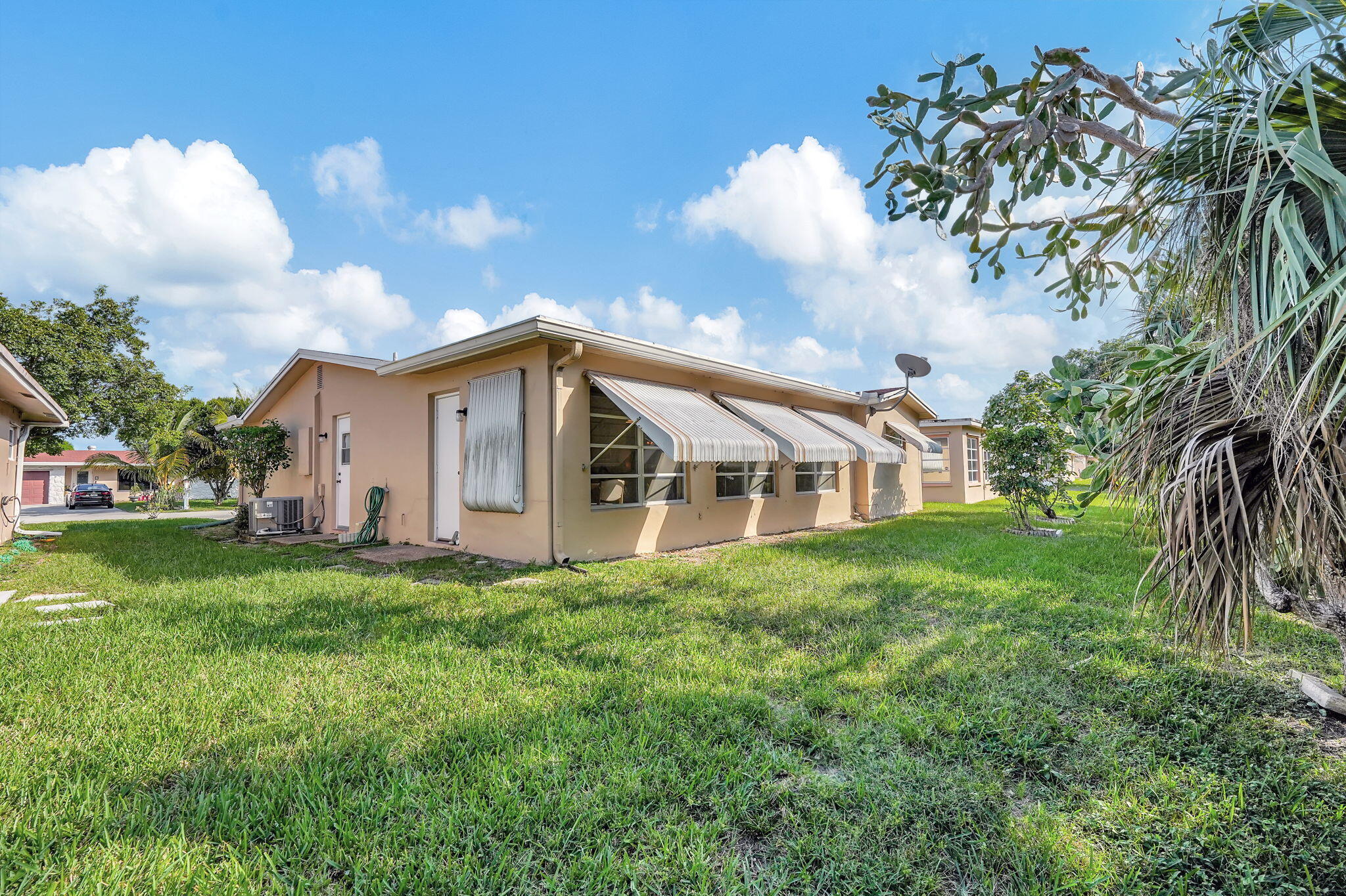 CRYSTAL LAKE 4TH SEC - Residential