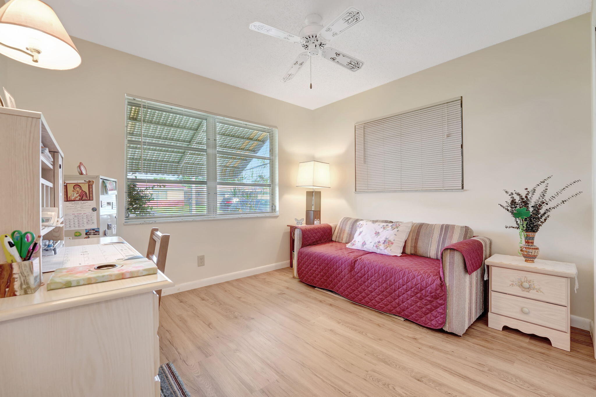 CRYSTAL LAKE 4TH SEC - Residential