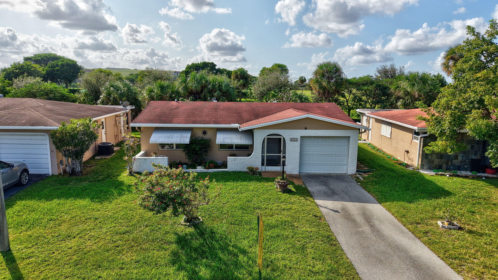 CRYSTAL LAKE 4TH SEC - Residential