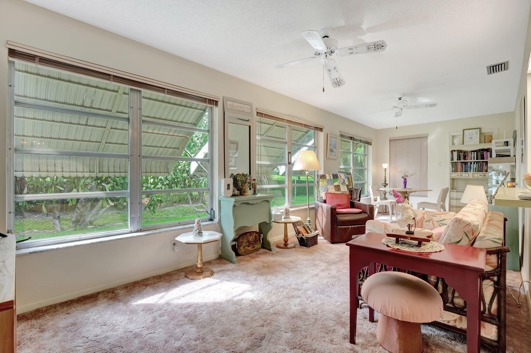 CRYSTAL LAKE 4TH SEC - Residential