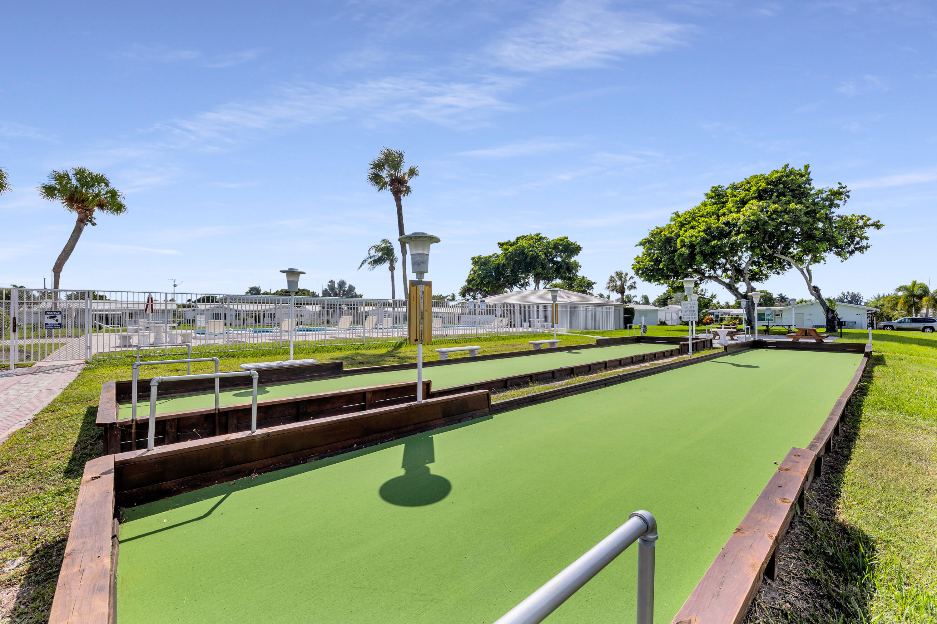 LEISUREVILLE FAIRWAY NINE CONDO - Residential