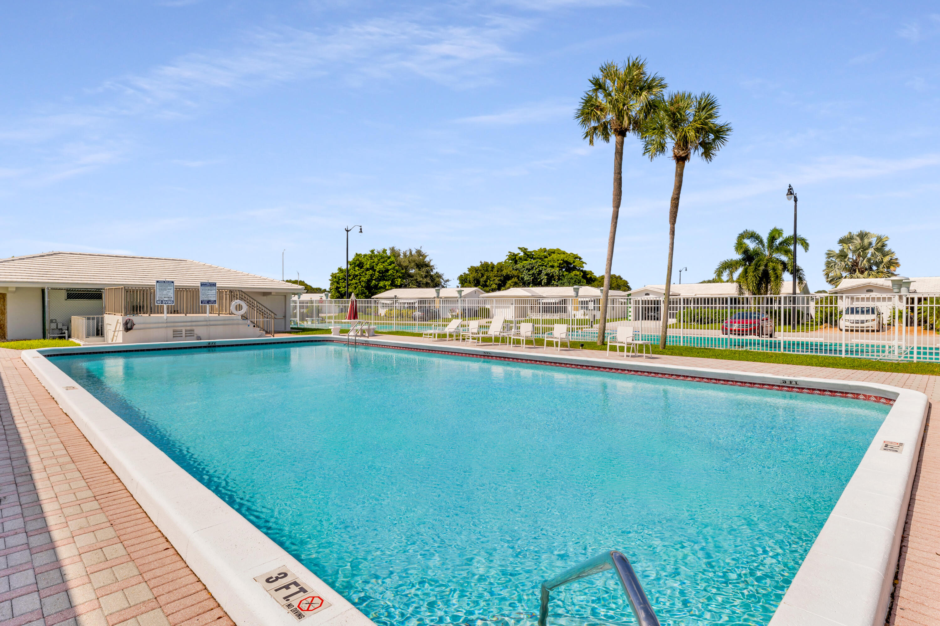 LEISUREVILLE FAIRWAY NINE CONDO - Residential