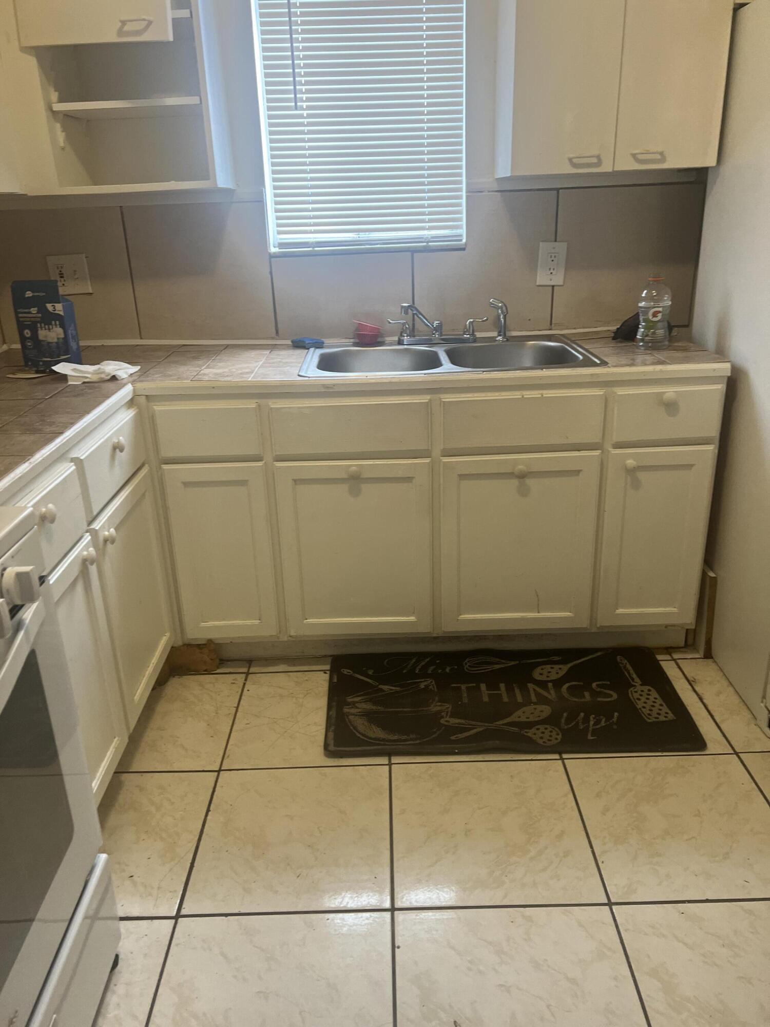 HOLLYWOOD SOUTH SIDE ADD NO 2 - Residential Lease