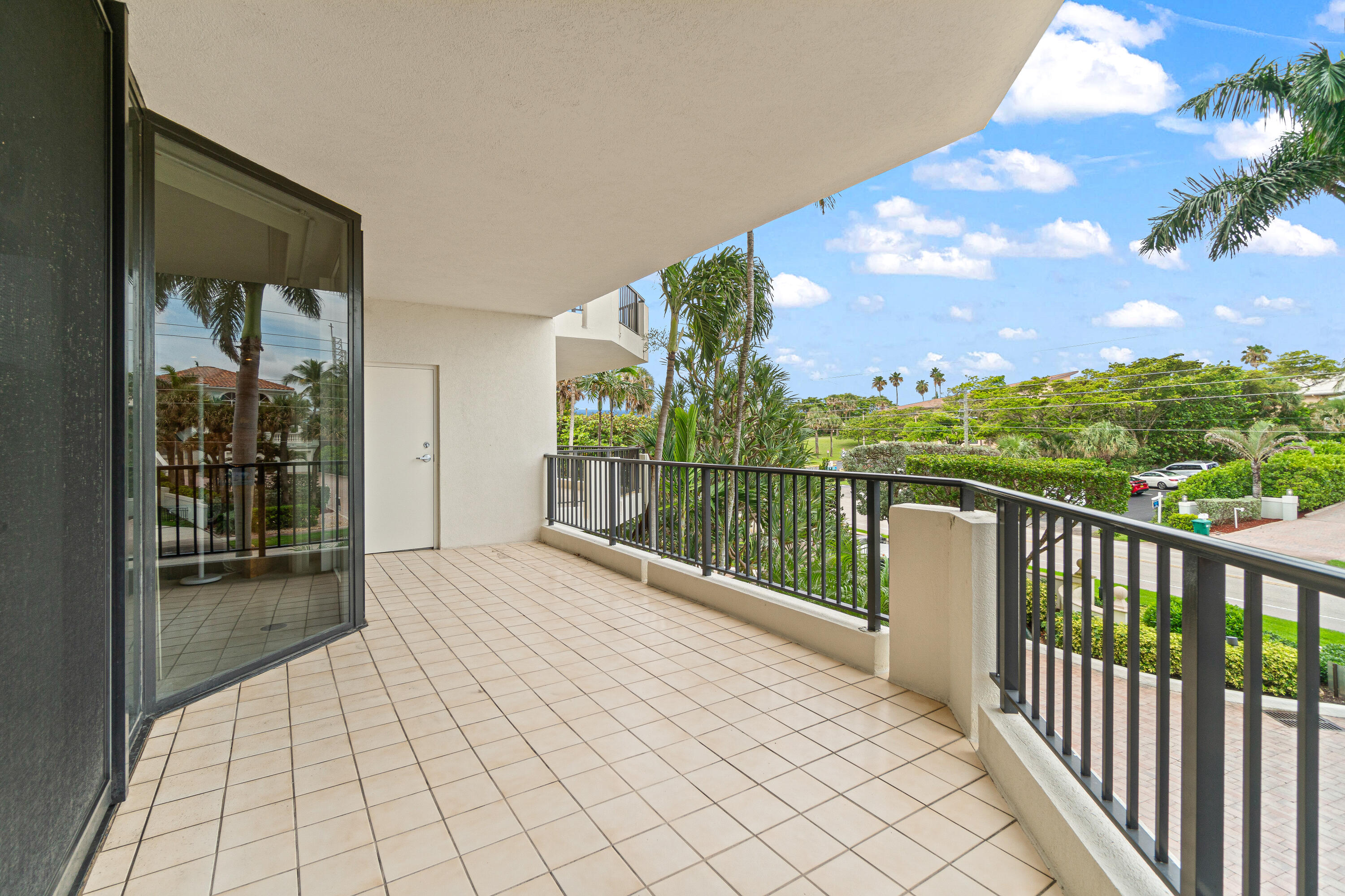 WATERFRONT ON THE OCEAN AT JUNO BEACH CO - Residential