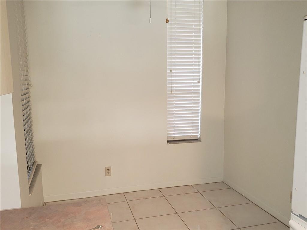 Coral Lake - Residential Lease