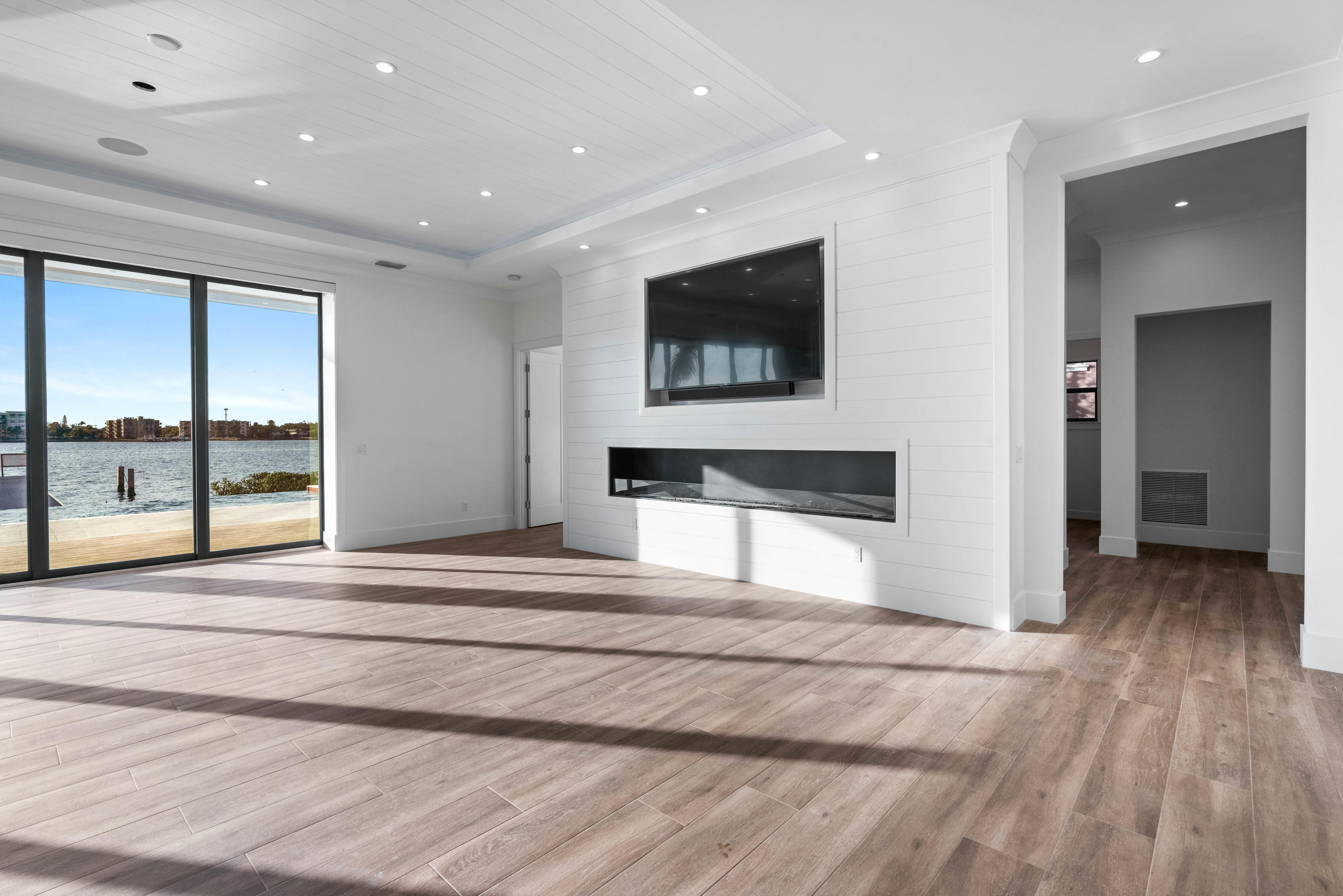 Point Manalapan - Residential