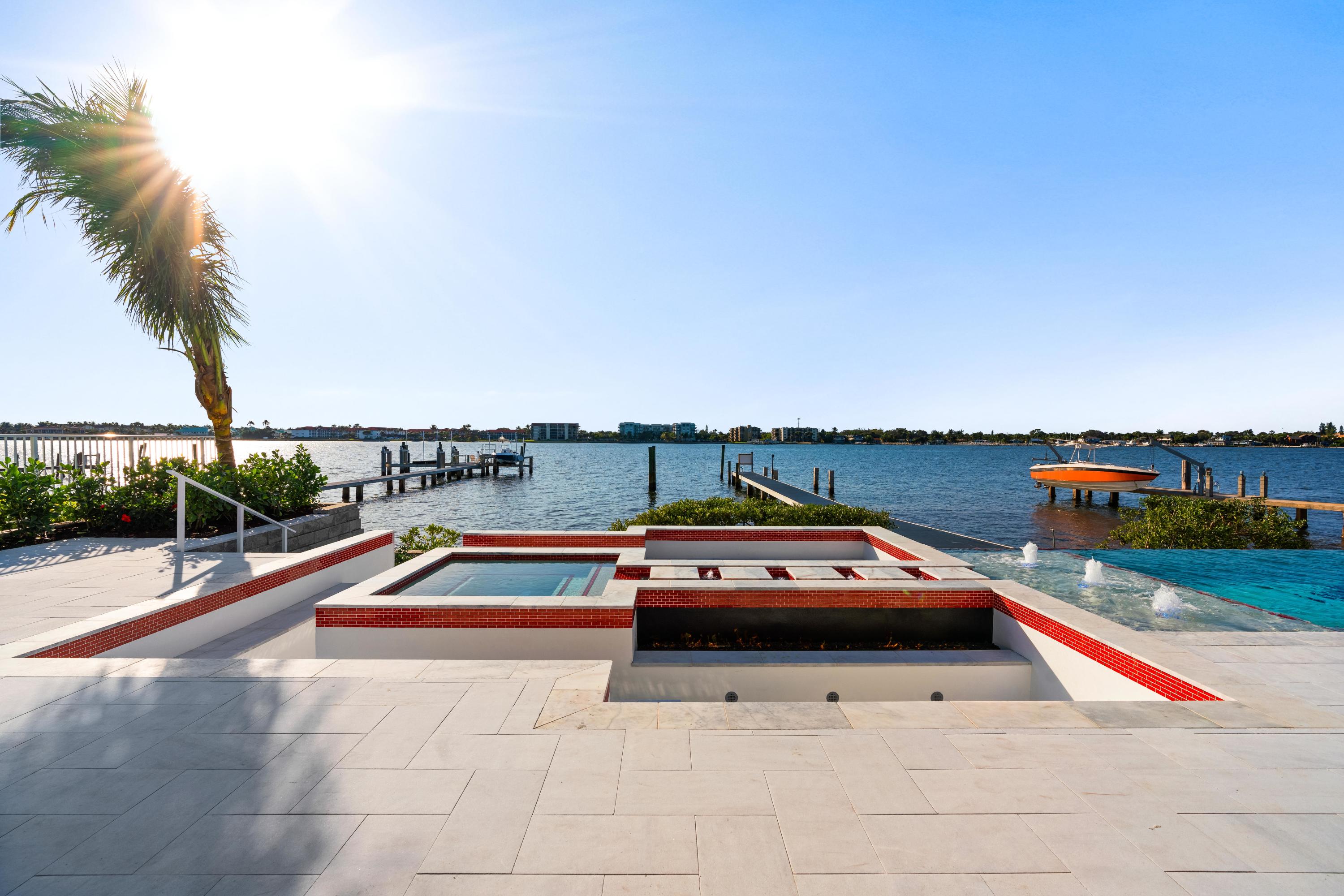 Point Manalapan - Residential