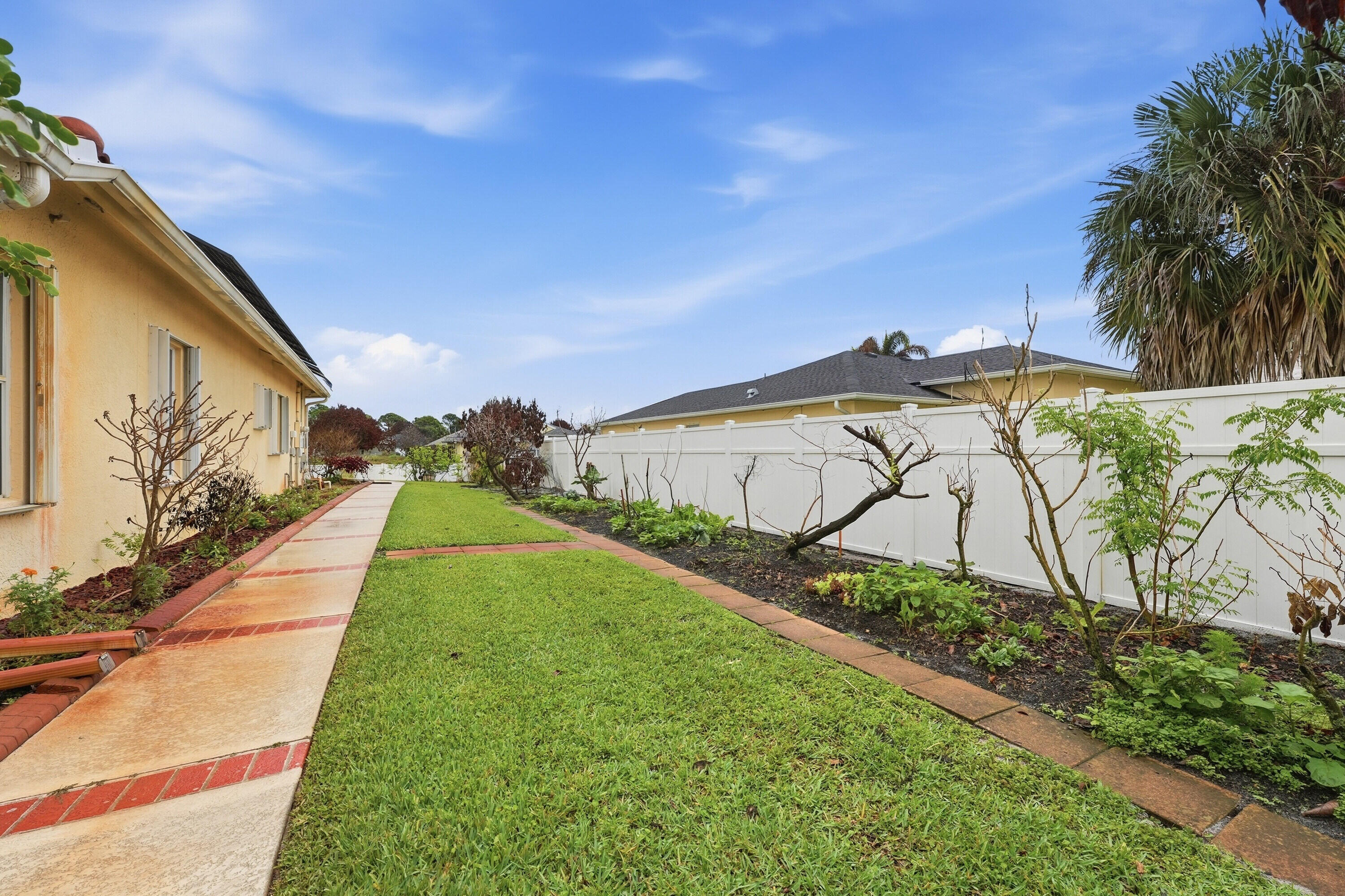 PORT ST LUCIE SECTION 44 - Residential