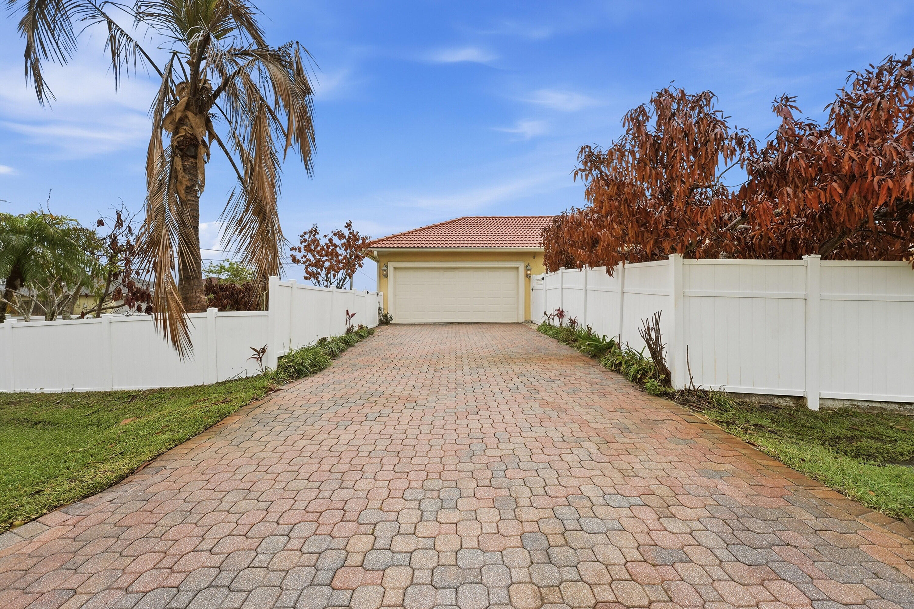 PORT ST LUCIE SECTION 44 - Residential
