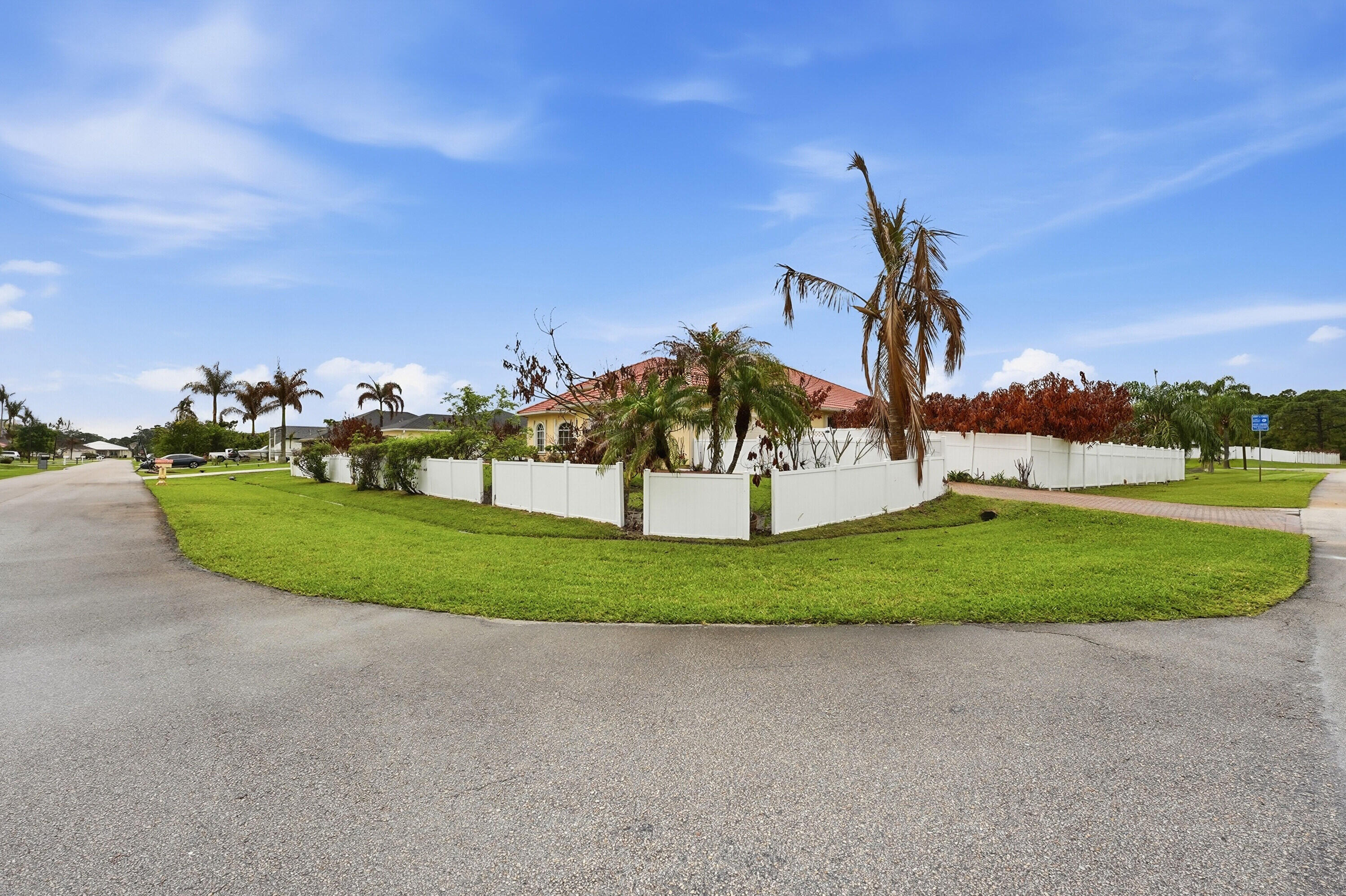 PORT ST LUCIE SECTION 44 - Residential