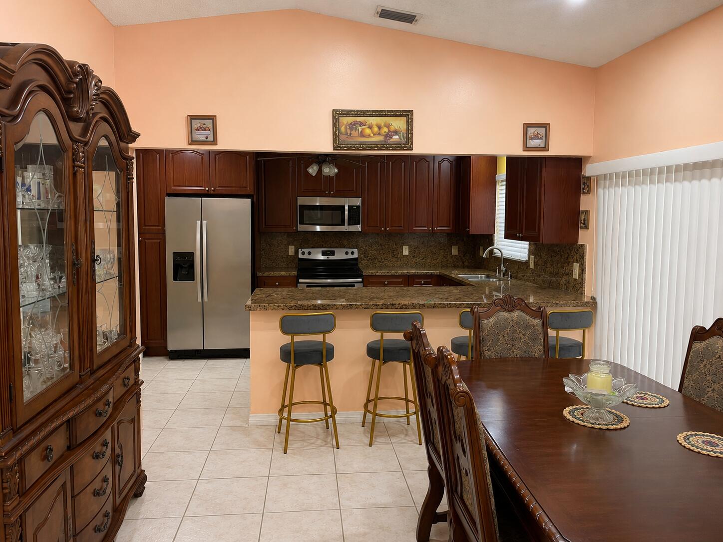 MEADOW WOOD MANOR SEC 6 - Residential