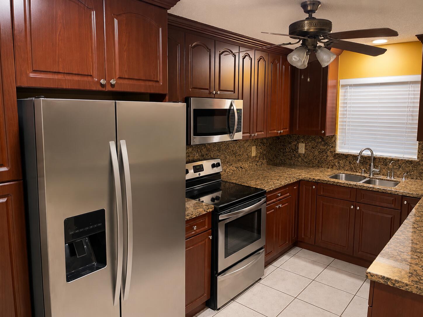 MEADOW WOOD MANOR SEC 6 - Residential