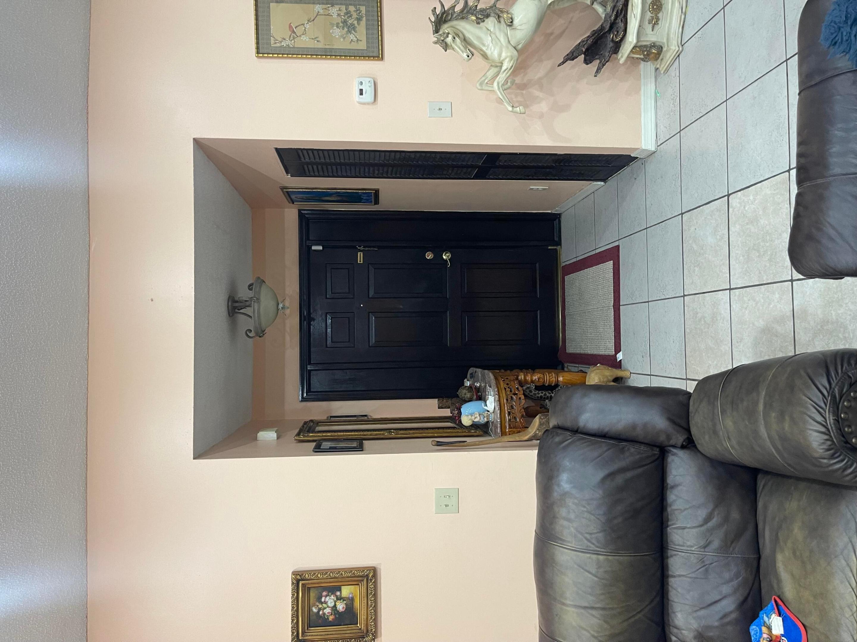 MEADOW WOOD MANOR SEC 6 - Residential