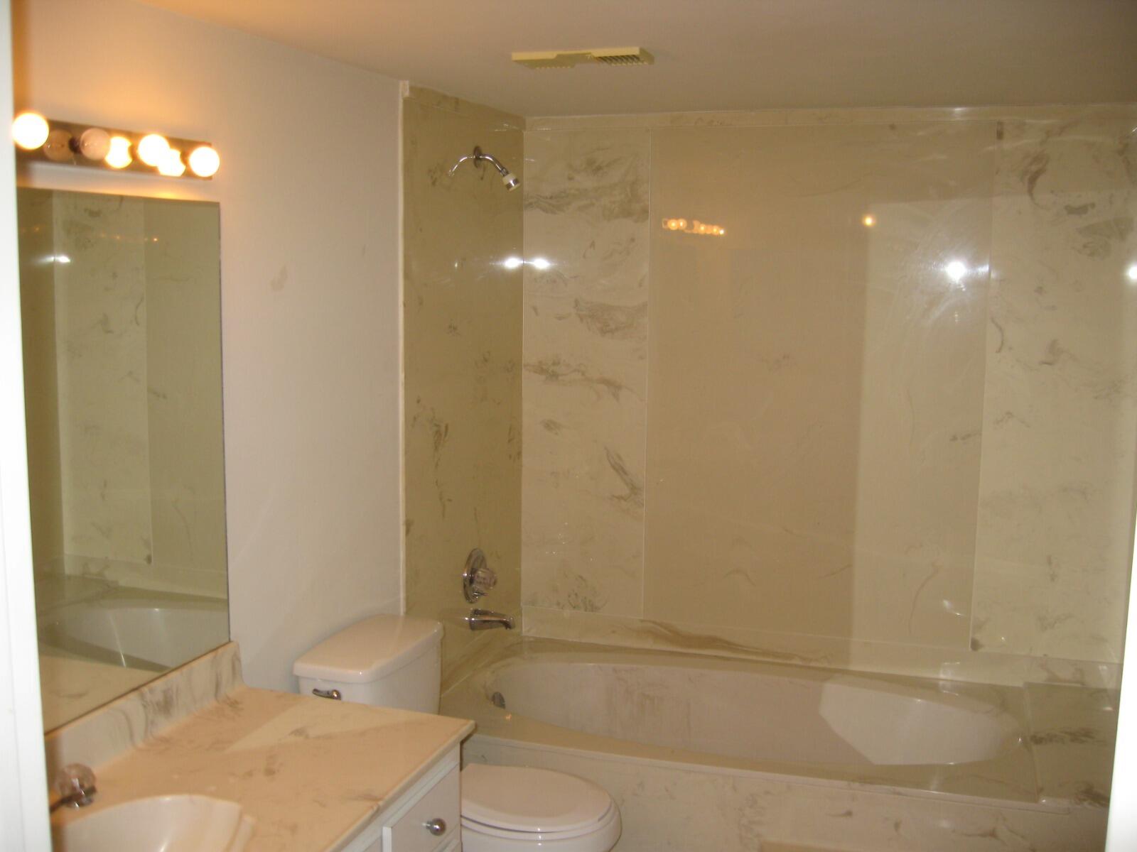FAIRVIEW HOUSE CONDO - Residential Lease
