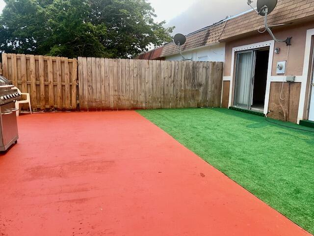 VISTA TOWNHOUSE SEC C - Residential