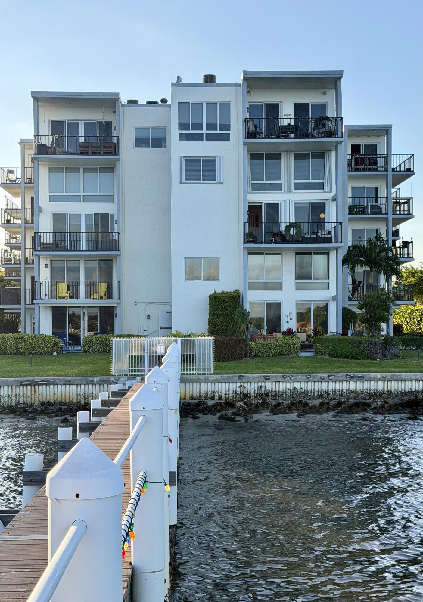 JAMES PLACE CONDO - Residential