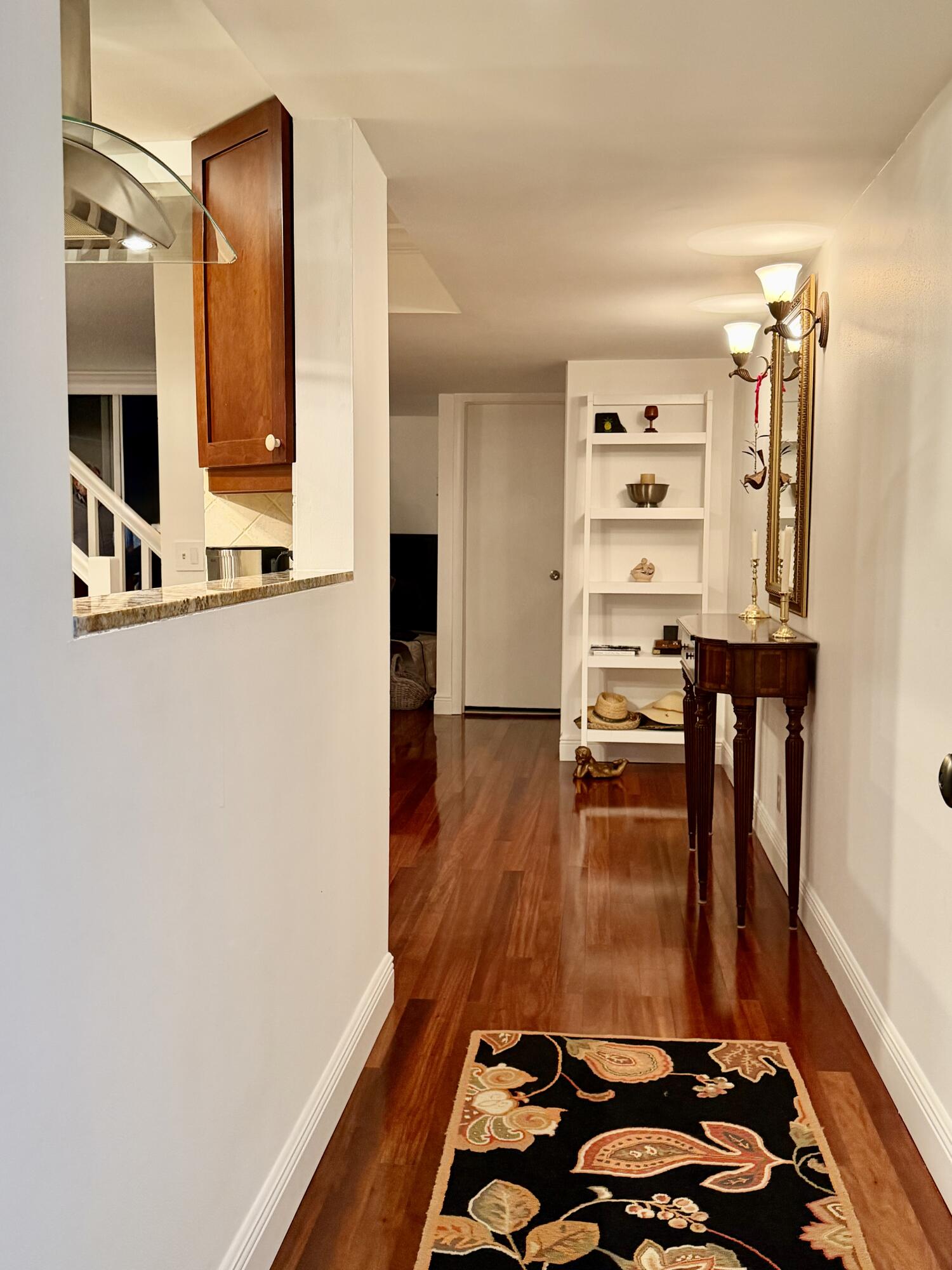 JAMES PLACE CONDO - Residential