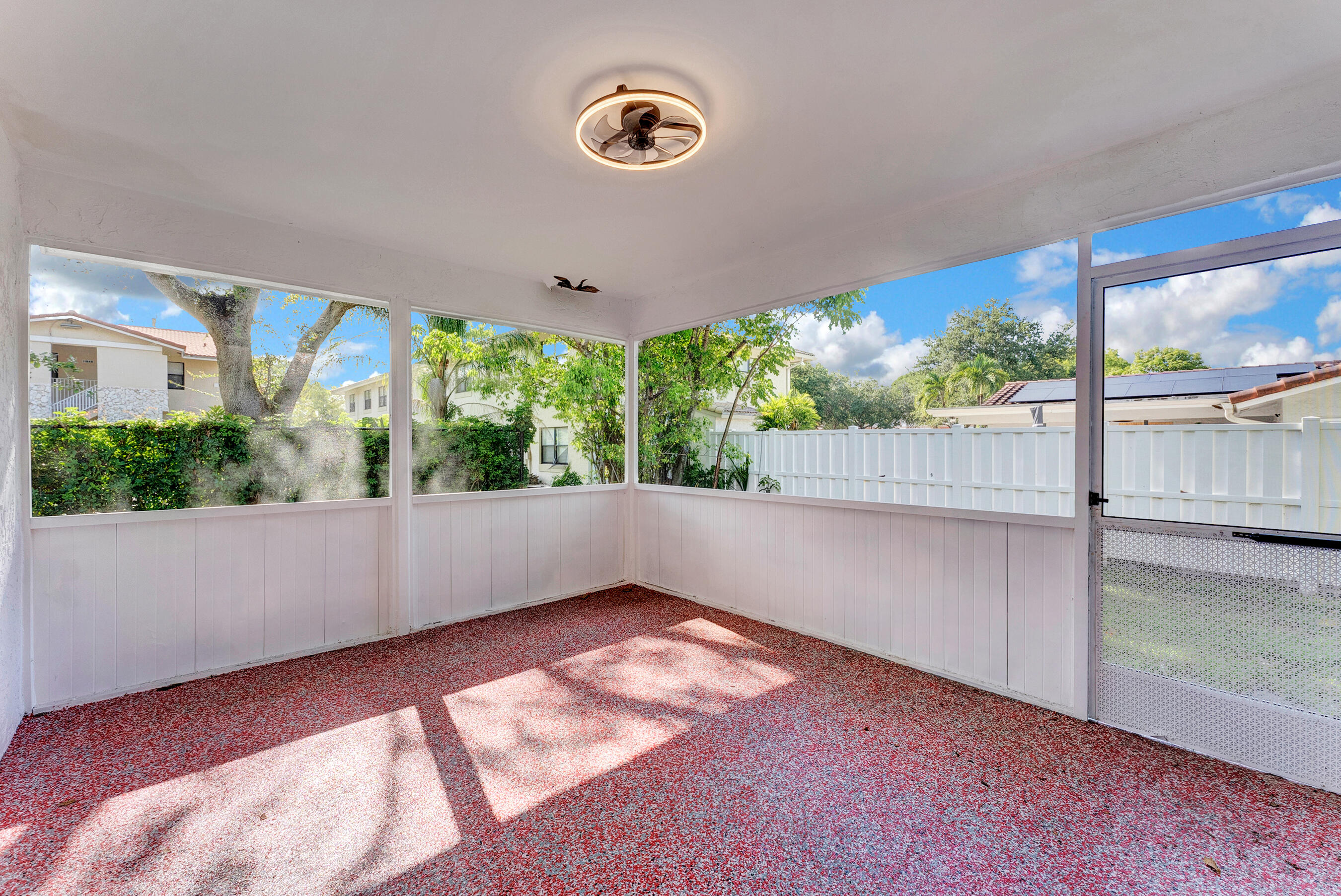 CORAL SPRINGS COUNTRY CLUB WEST - Residential