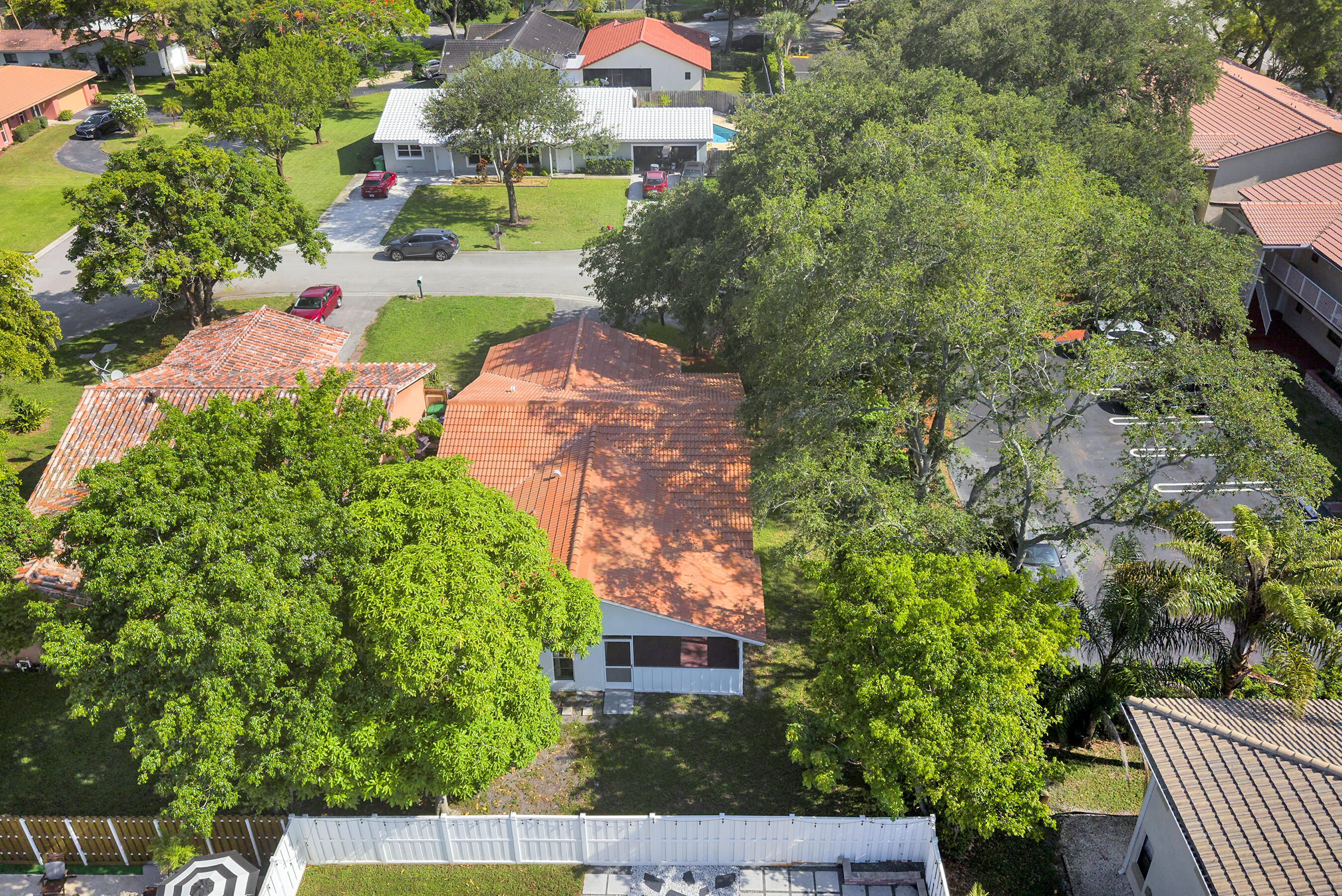 CORAL SPRINGS COUNTRY CLUB WEST - Residential