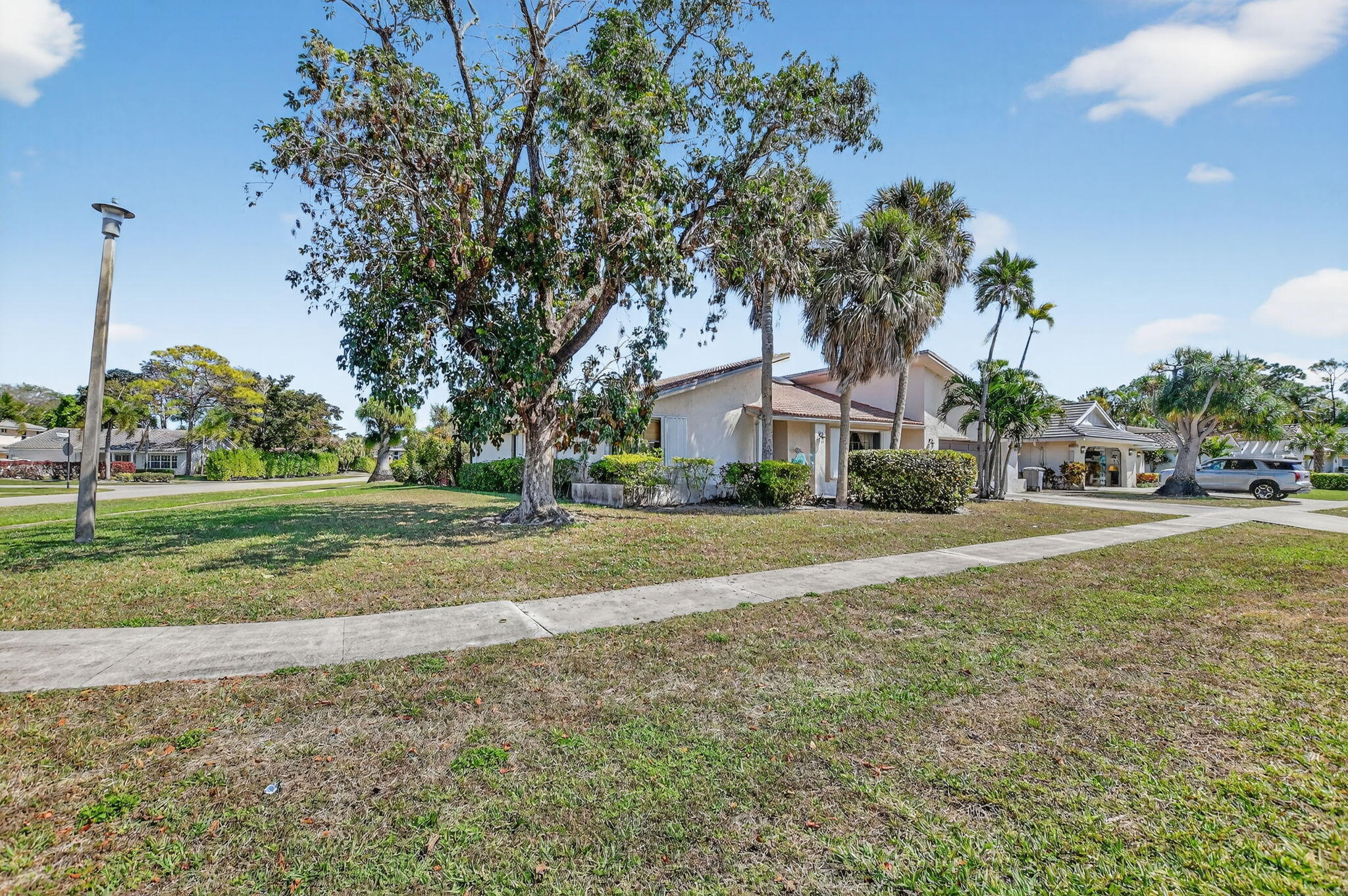 THORNHILL GREEN - Residential