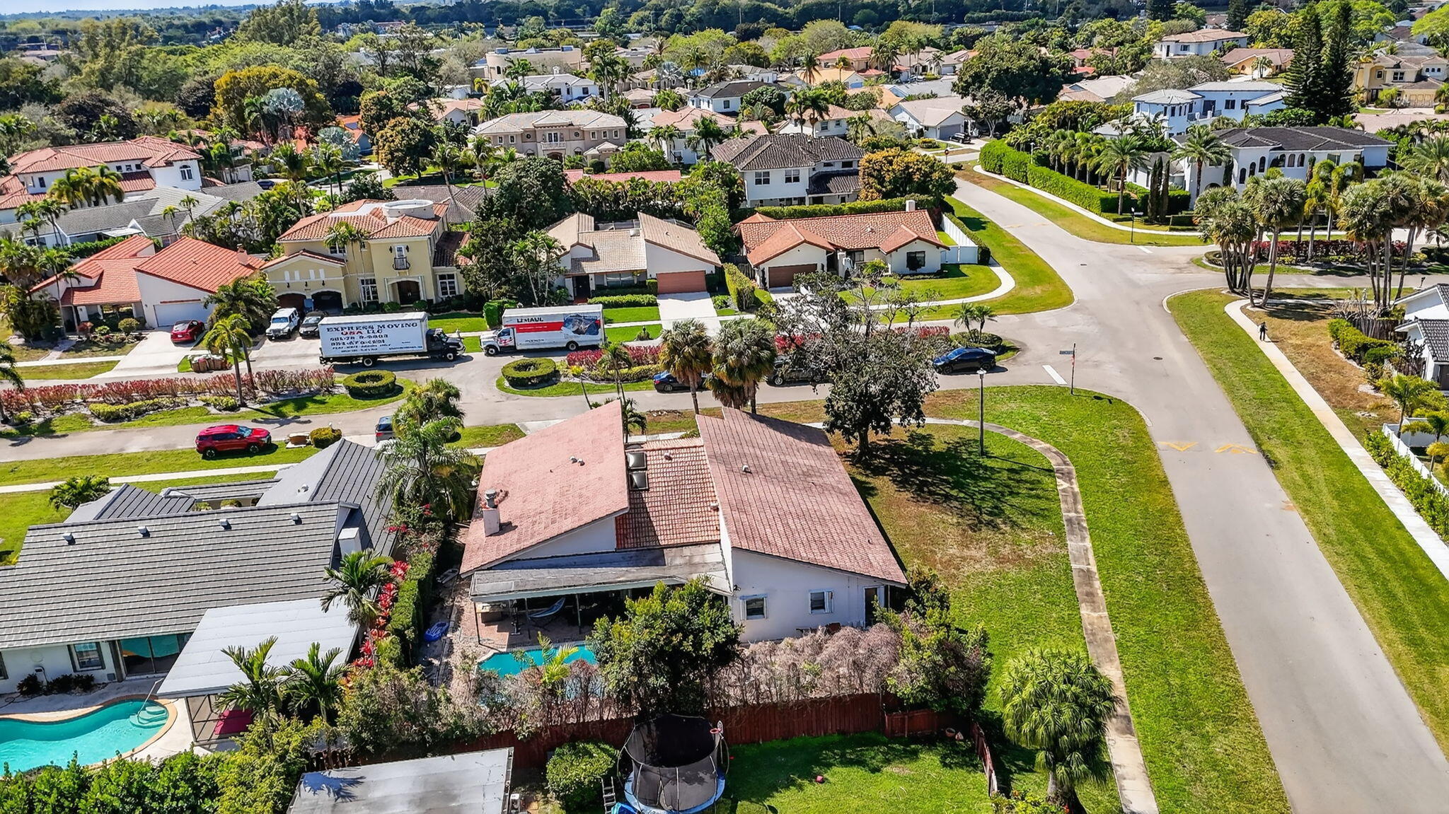 THORNHILL GREEN - Residential