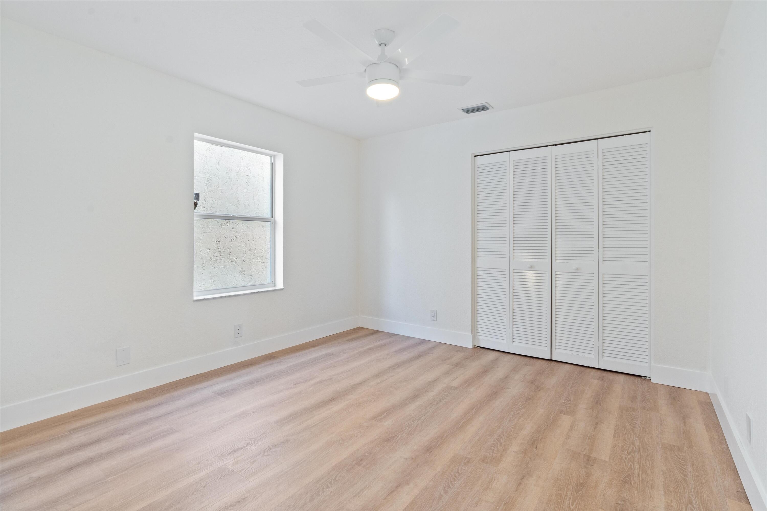 BOCA CHASE 9A - Residential