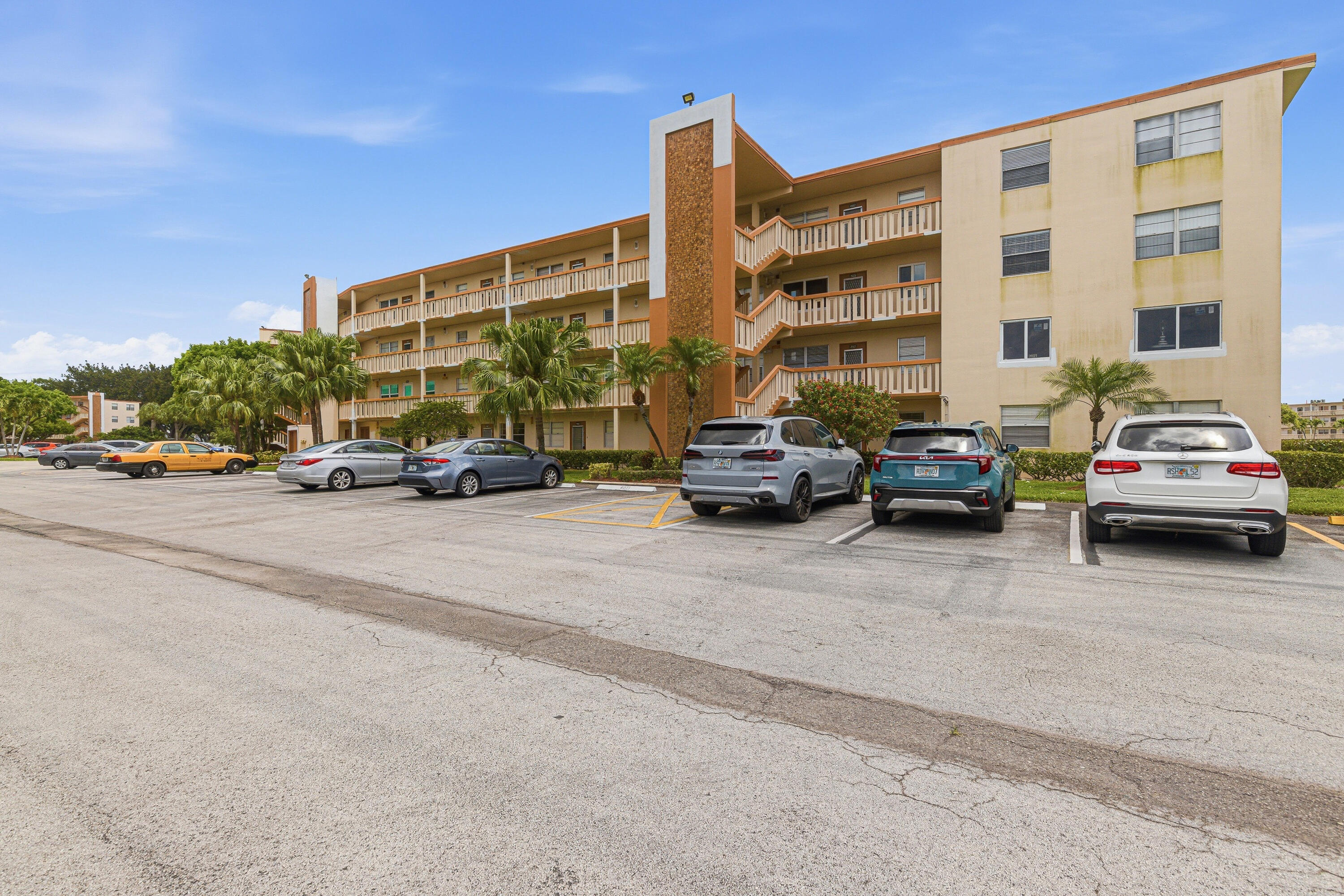 NEWCASTLE AT CENTURY VILLAGE CONDO - Residential Lease