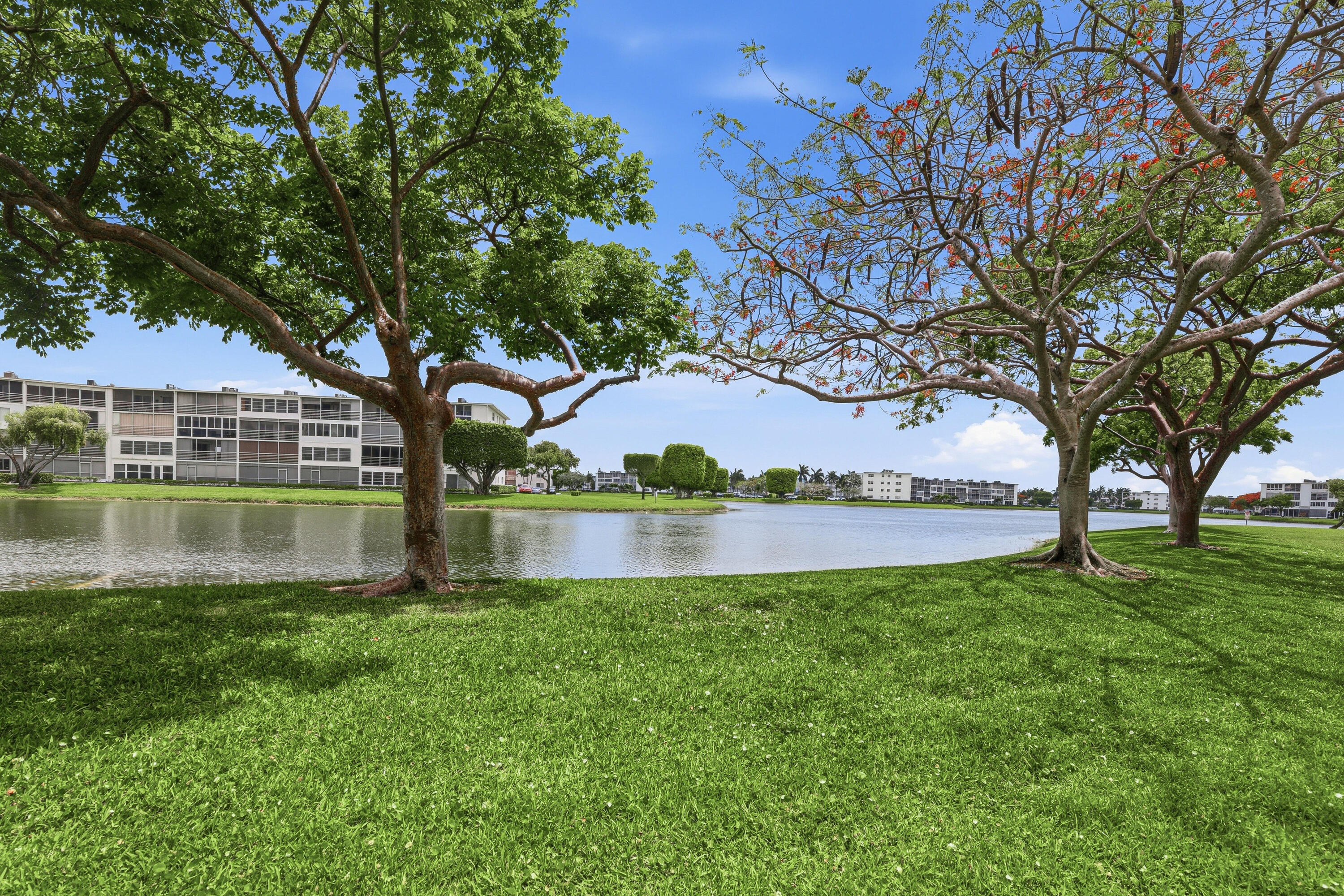 NEWCASTLE AT CENTURY VILLAGE CONDO - Residential Lease