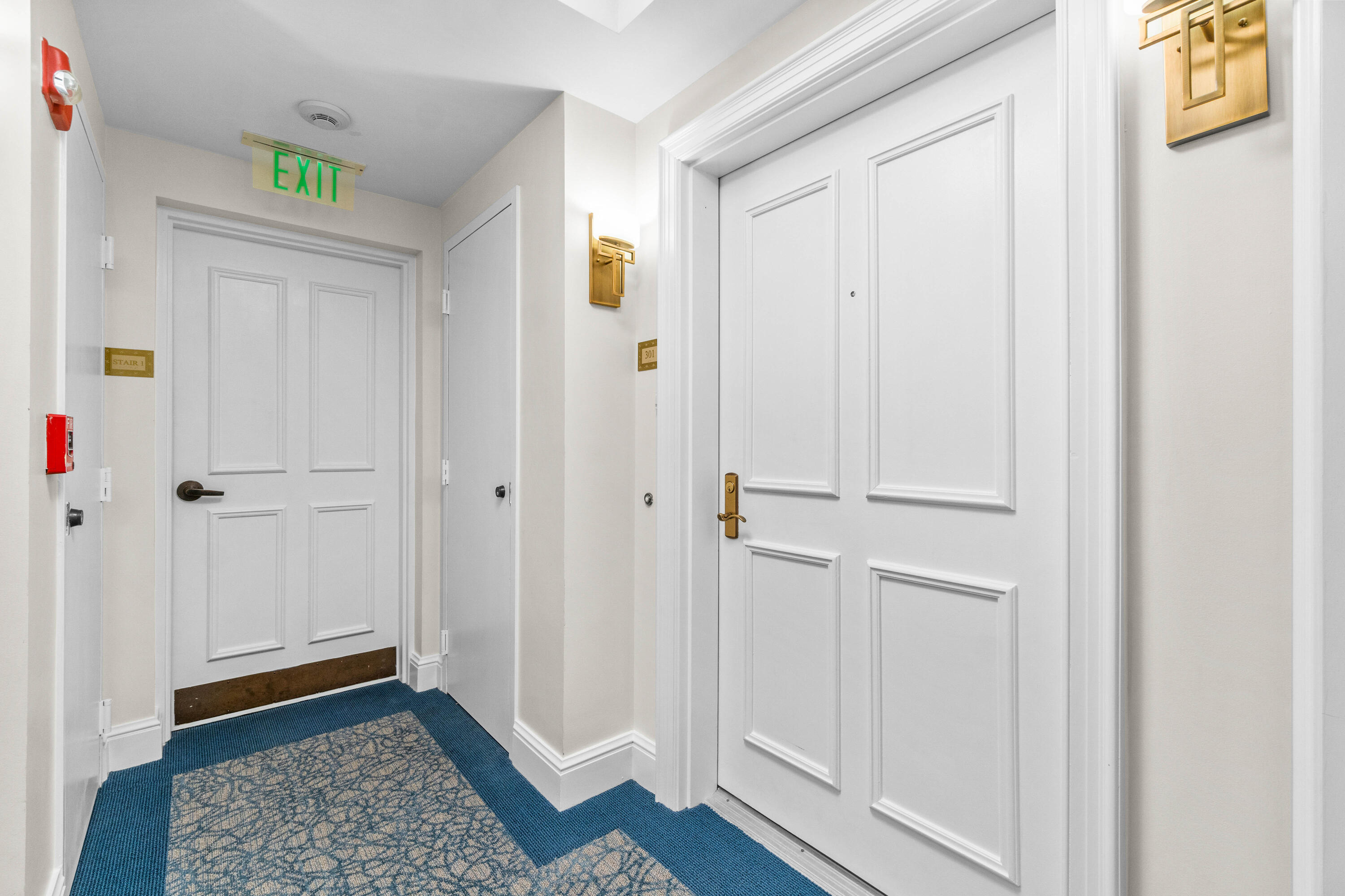POINTE AT JUPITER YACHT CLUB CONDO - Residential Lease