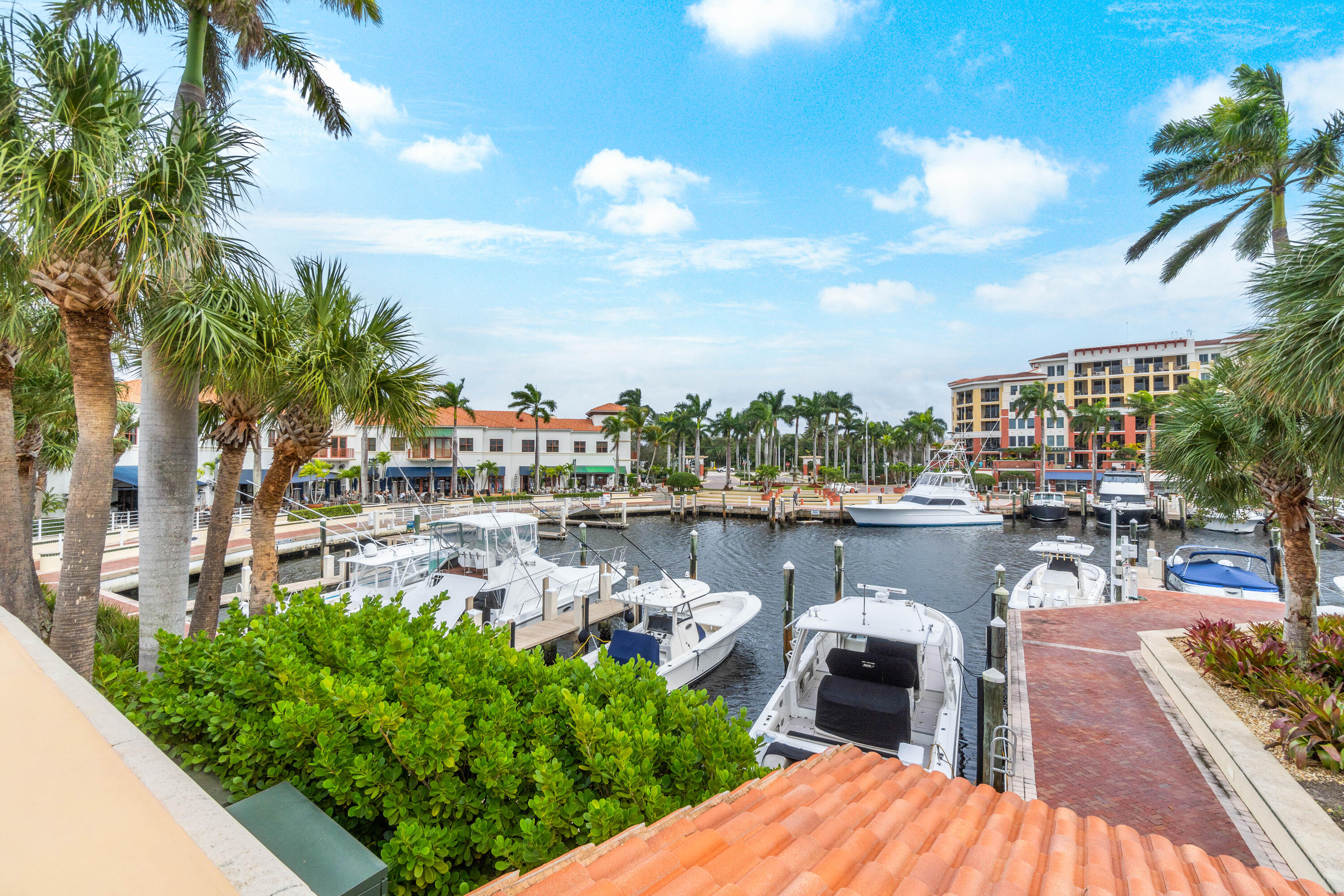 POINTE AT JUPITER YACHT CLUB CONDO - Residential Lease