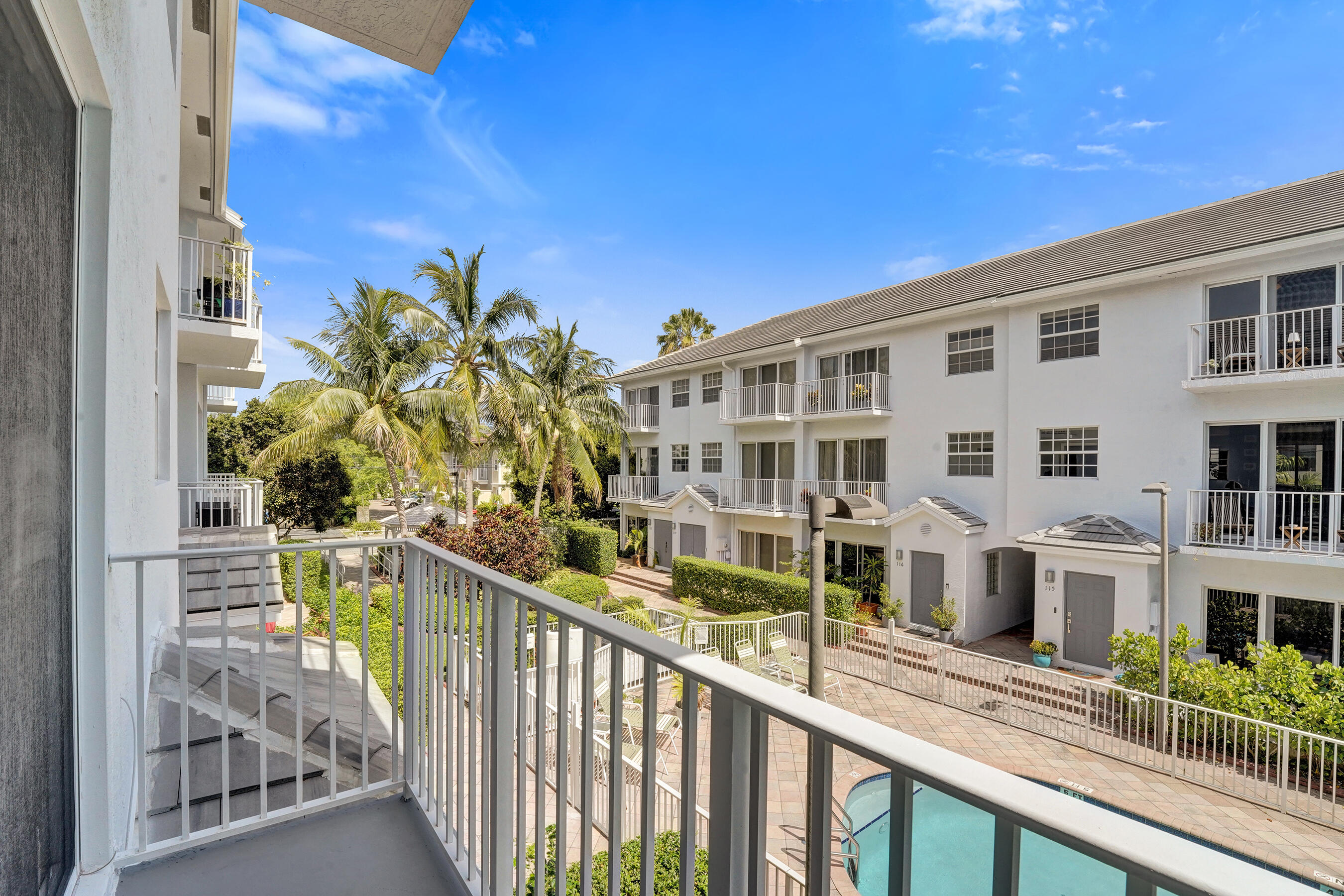 HIGHLAND ESTATES - Residential