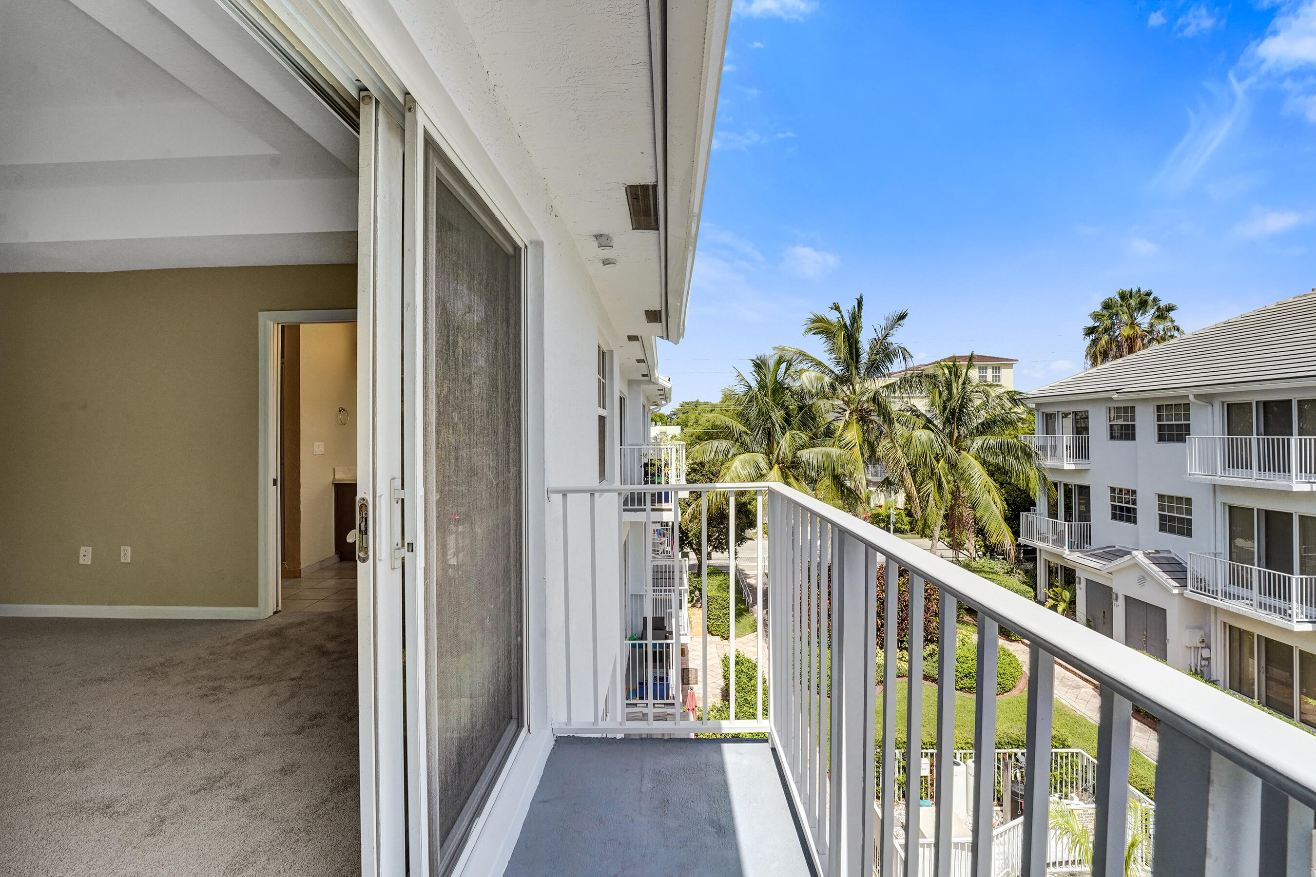 HIGHLAND ESTATES - Residential