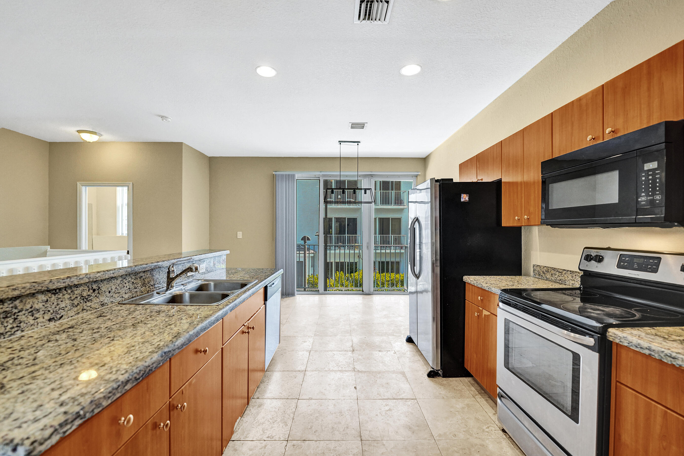 HIGHLAND ESTATES - Residential
