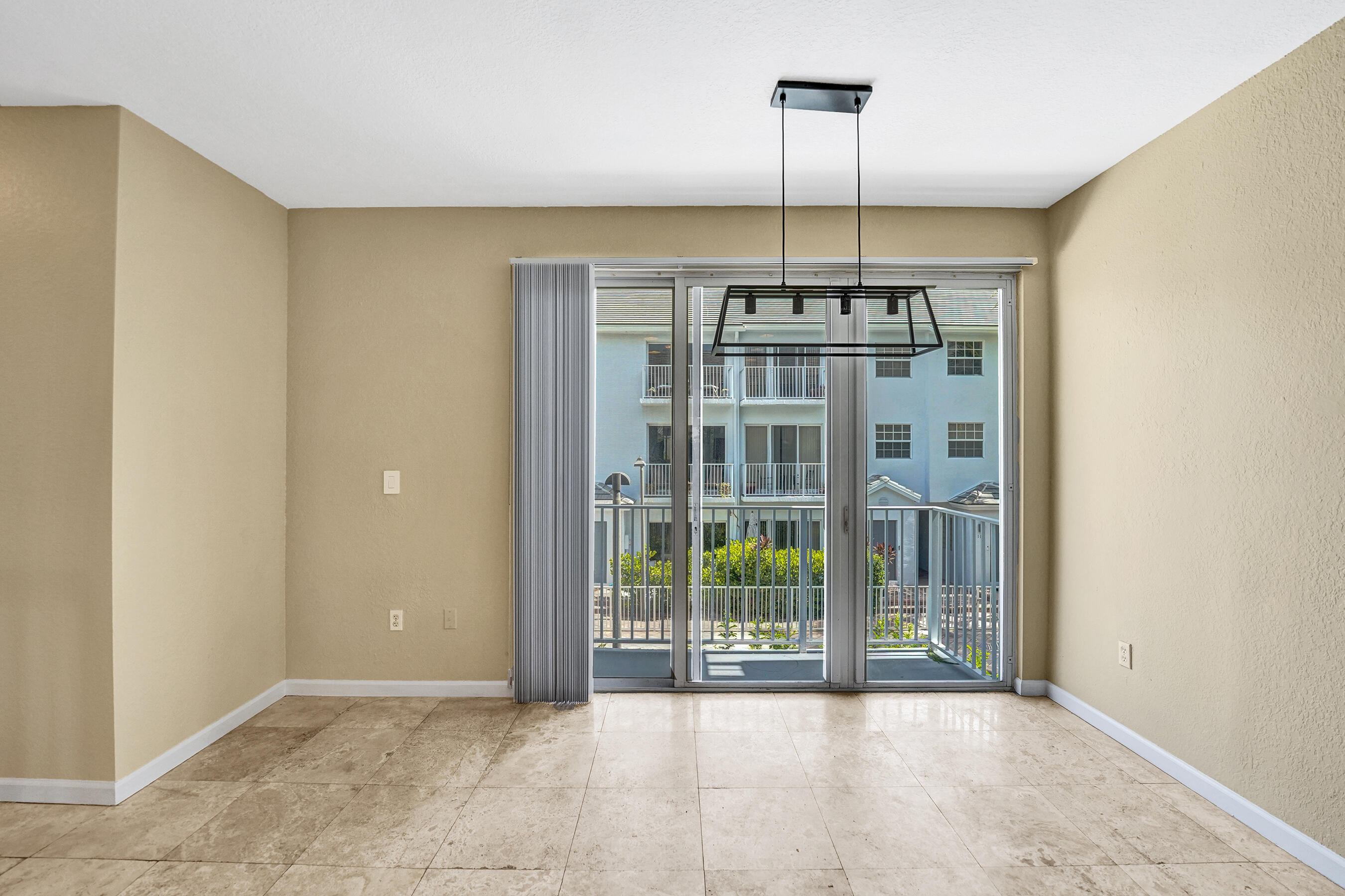 HIGHLAND ESTATES - Residential