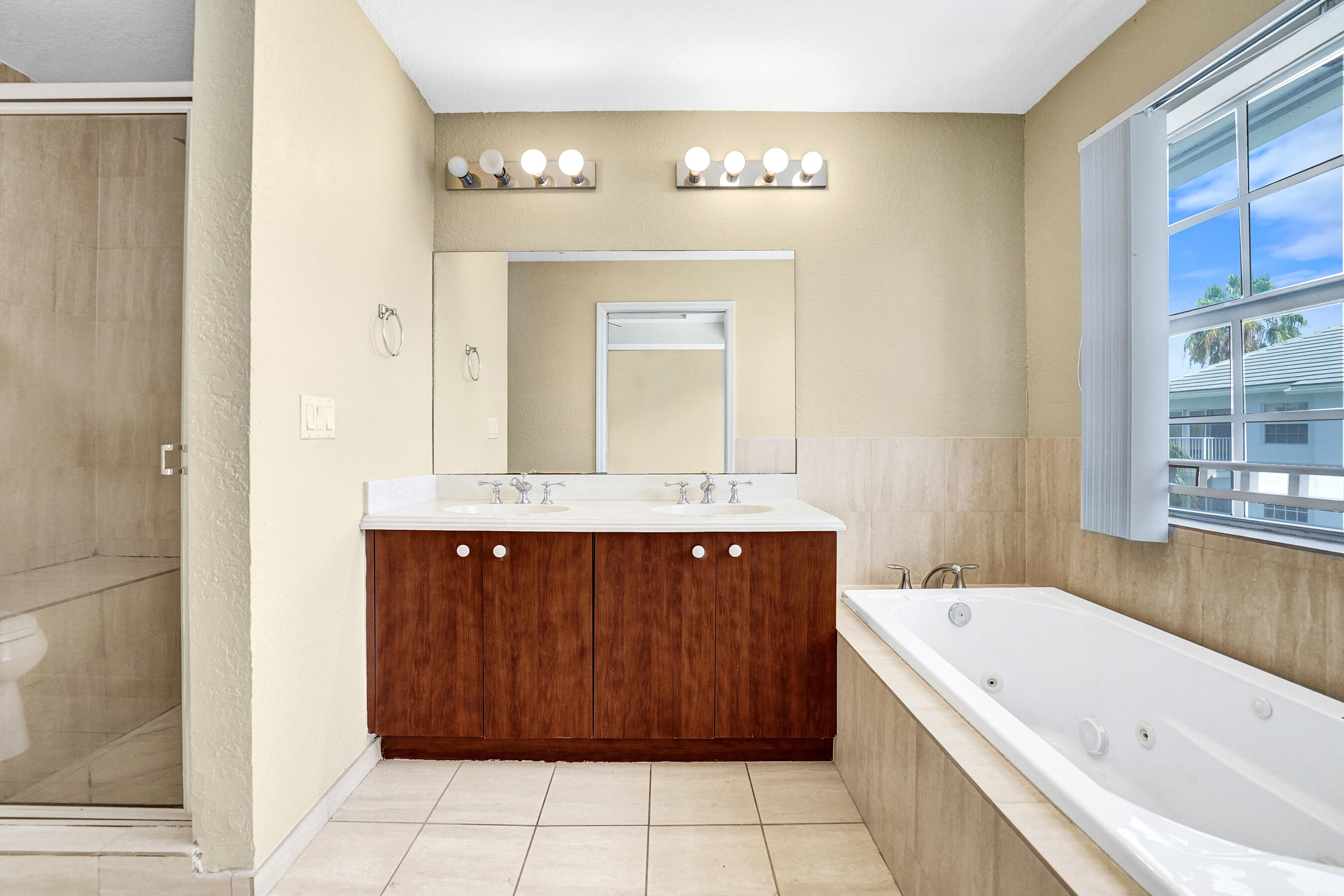 HIGHLAND ESTATES - Residential
