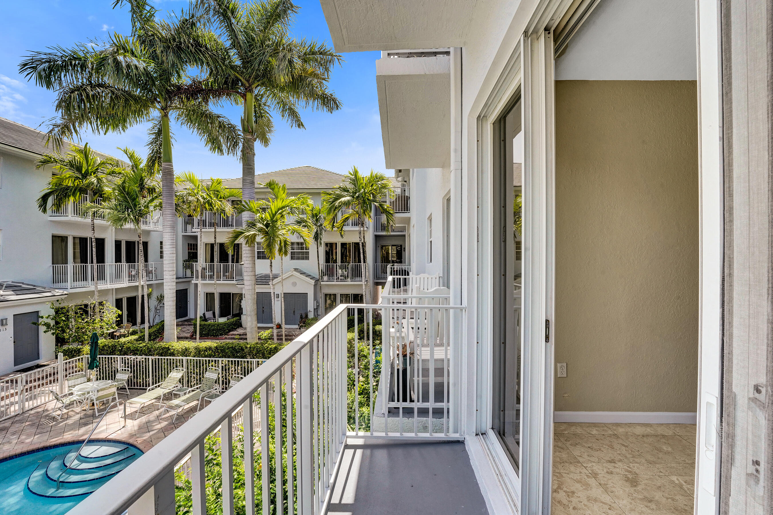 HIGHLAND ESTATES - Residential