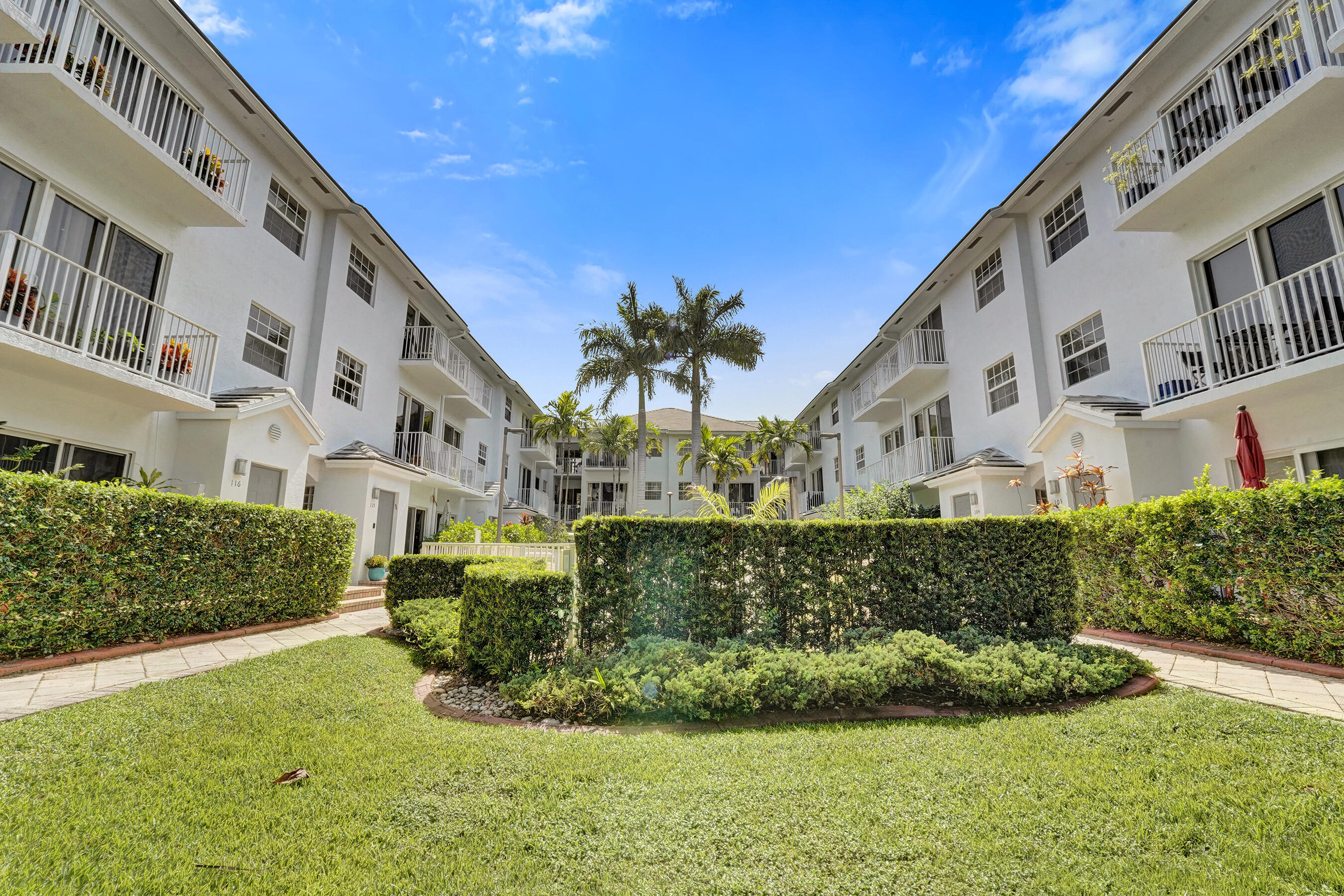 HIGHLAND ESTATES - Residential