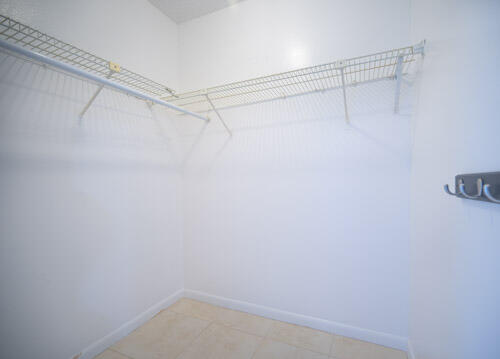 HIGH POINT OF DELRAY SEC 7 CONDO - Residential