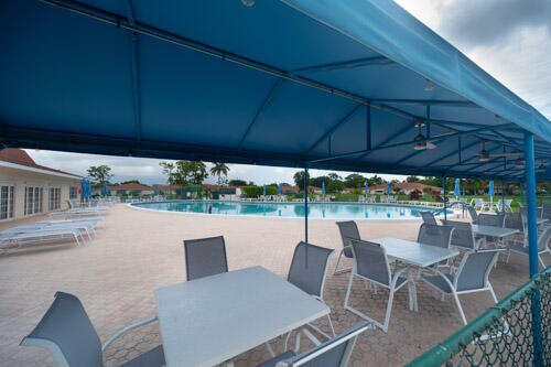 HIGH POINT OF DELRAY SEC 7 CONDO - Residential