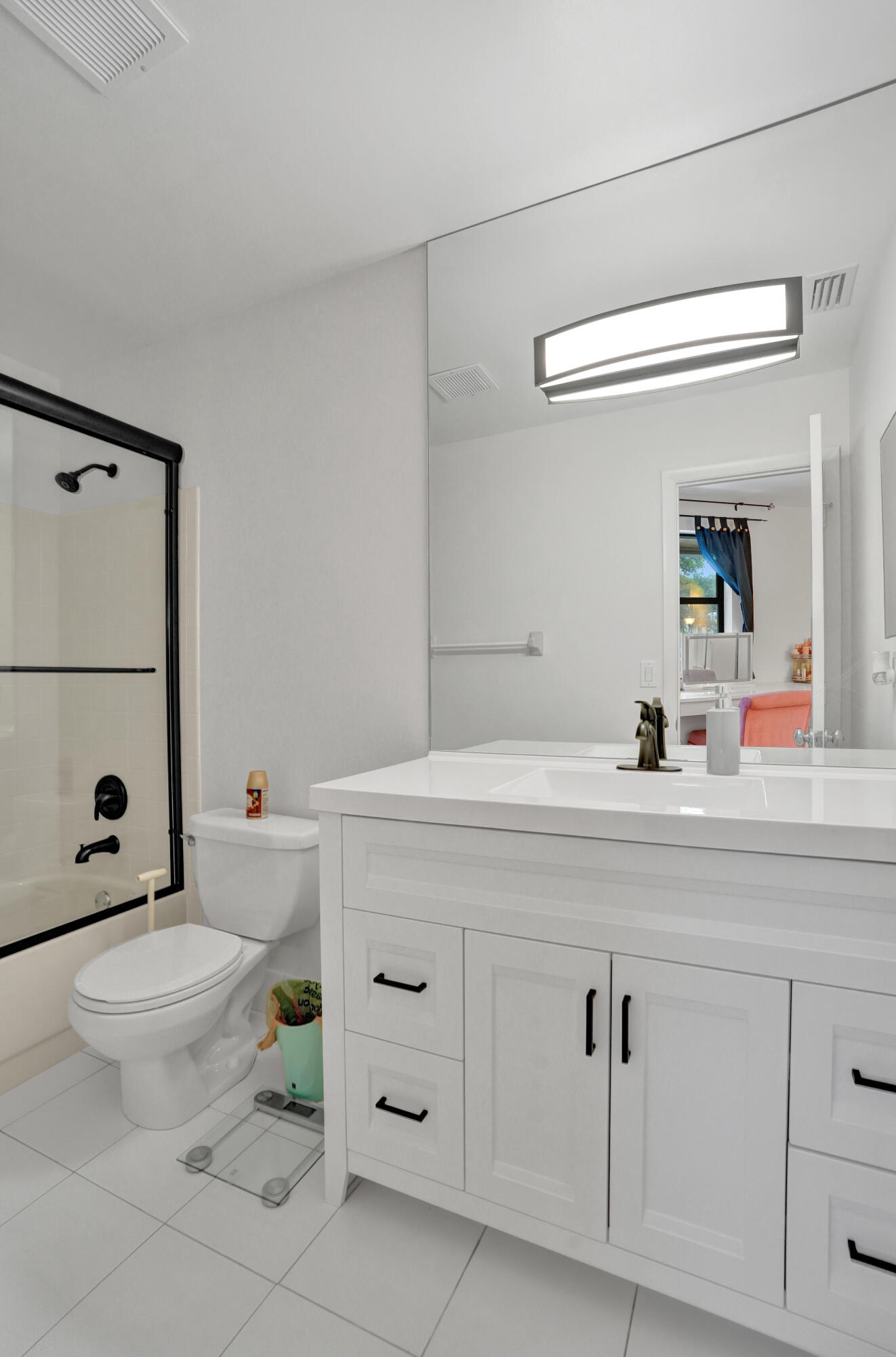 VILLAS OF PLANTATION - Residential