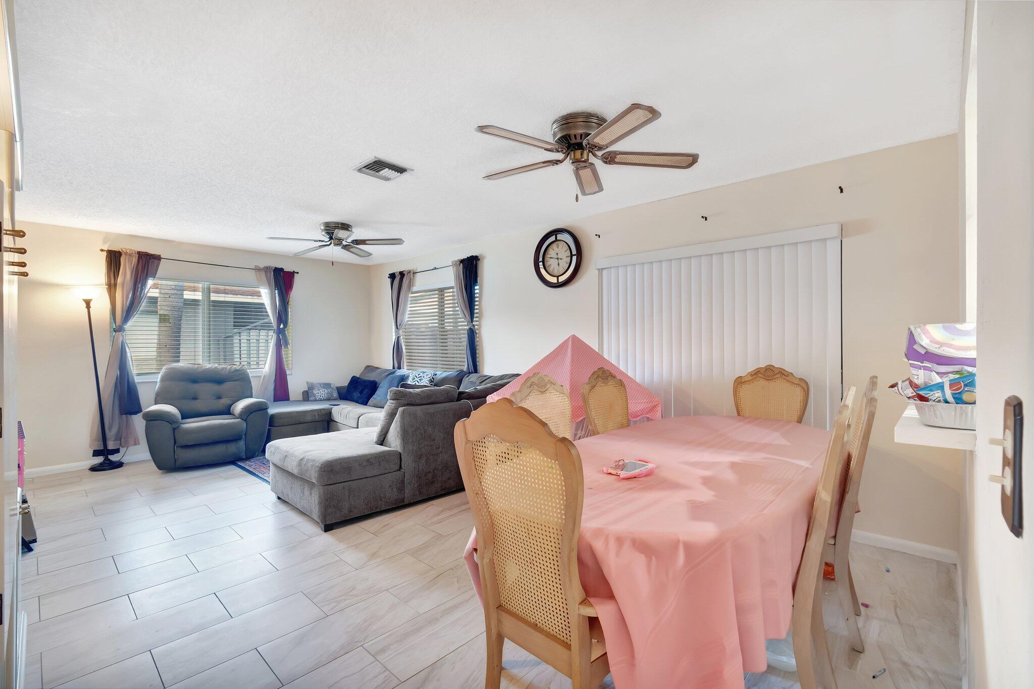 CAMELOT VILLAGE SEC 2 - Residential