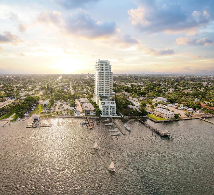 NORTH PALM BCH 1 - Residential