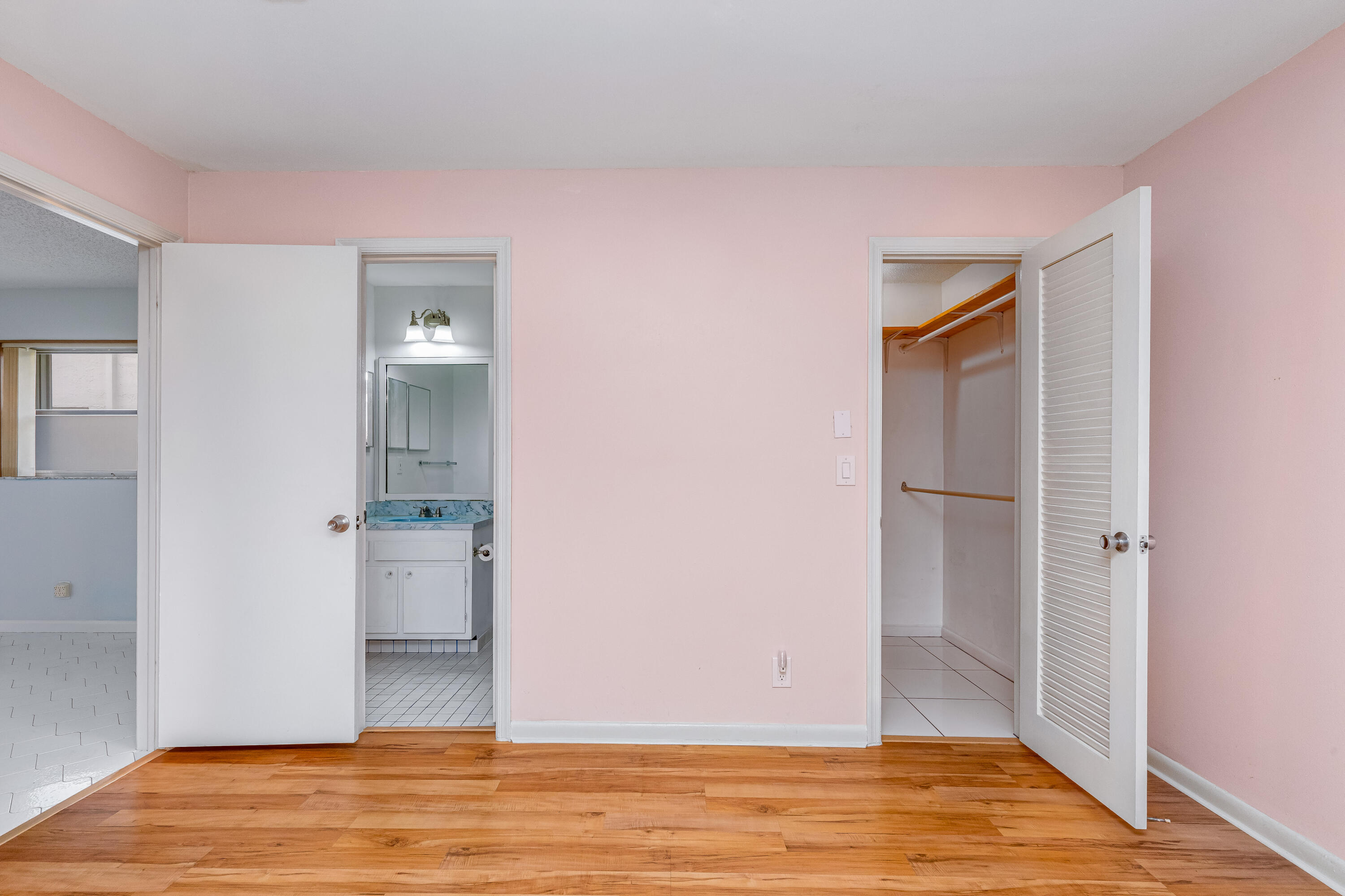 Lauderdale West - Residential