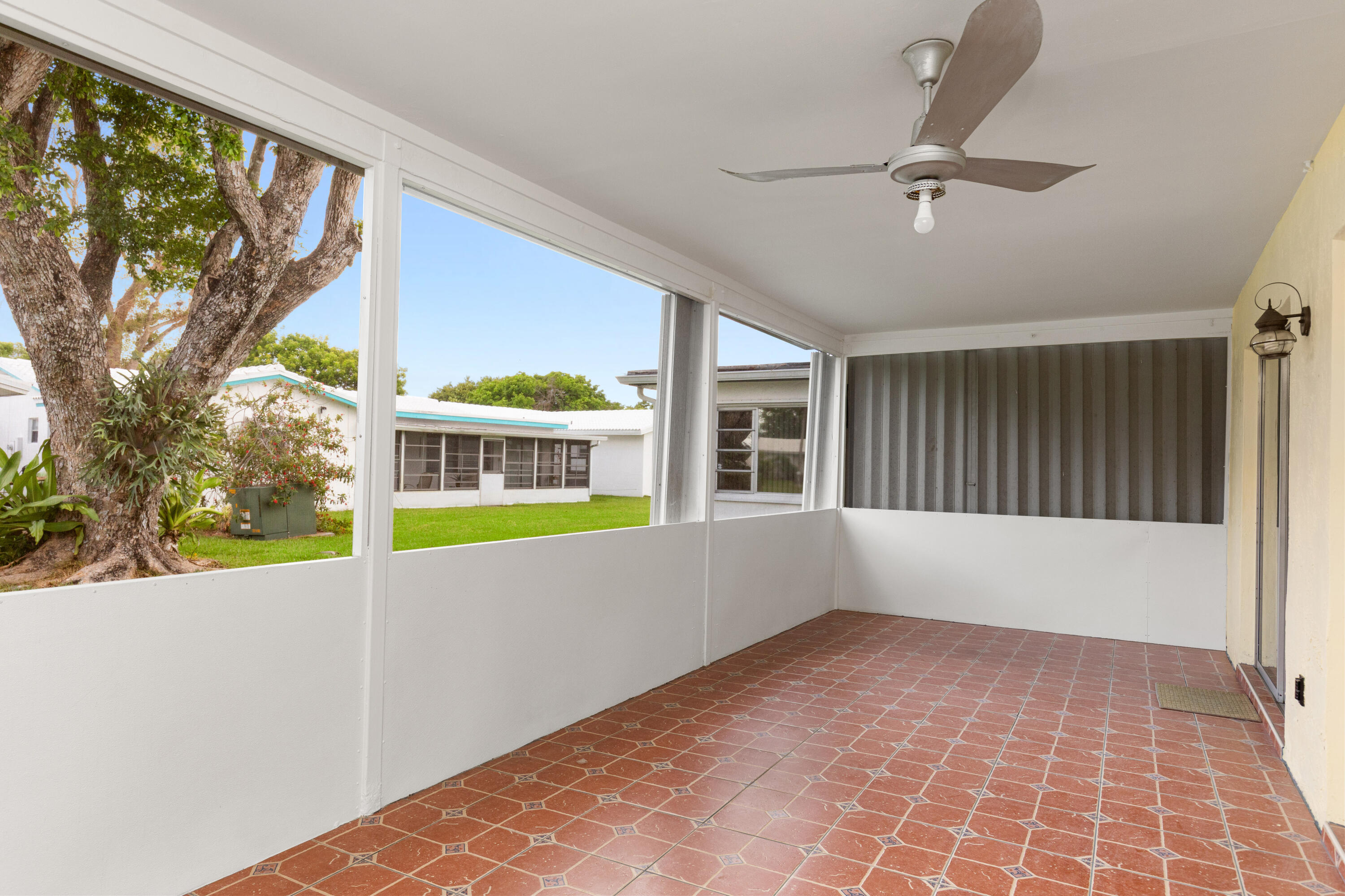 Lauderdale West - Residential